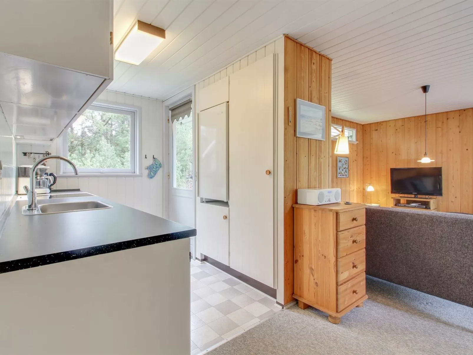 "Sonia" - 3km from the sea-Binnen