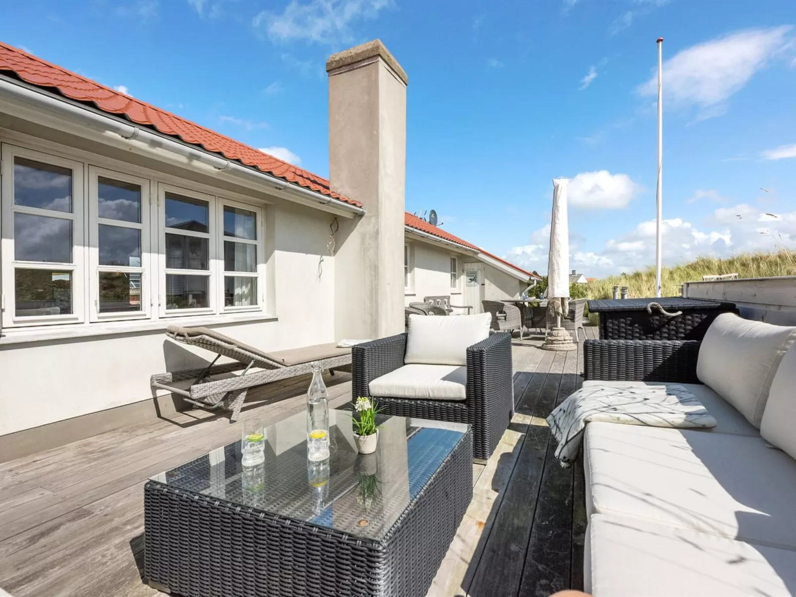 "Heilo" -  from the sea-Buiten