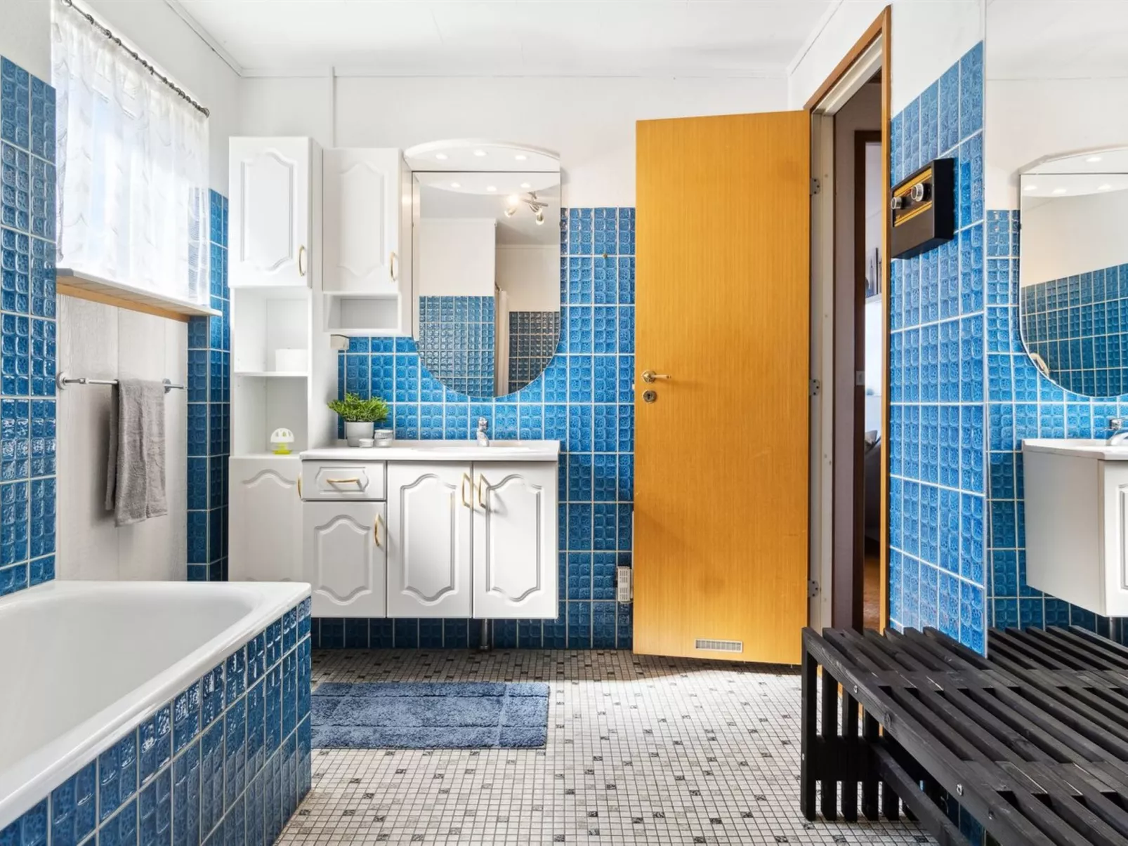 "Jovana" - 40m from the sea-Binnen