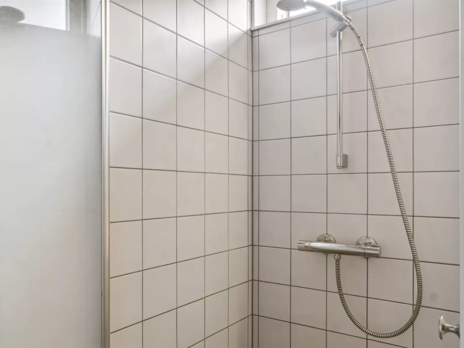 "Gudrund" - 250m from the sea-Binnen