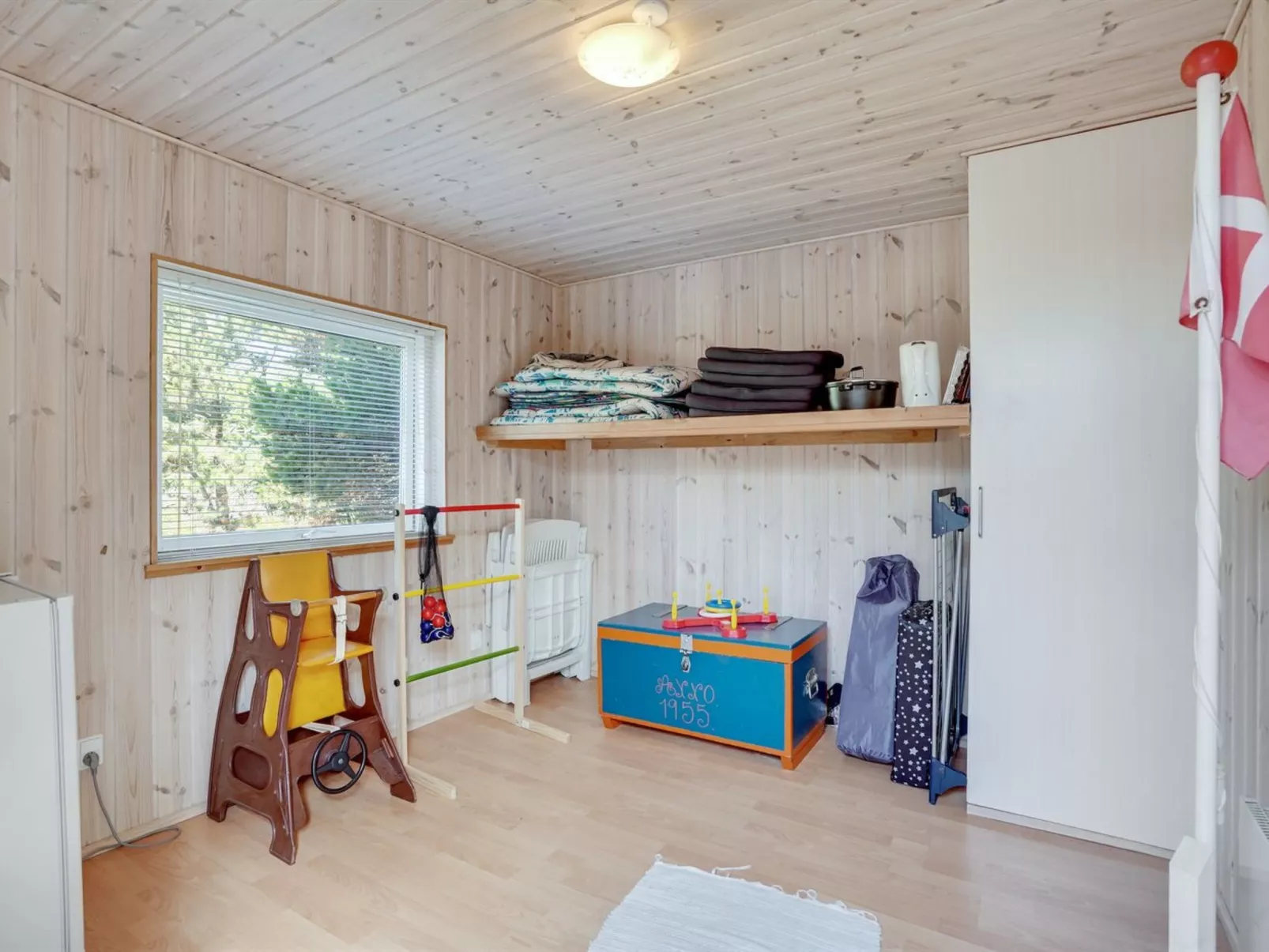 "Hildulf" - 2km from the sea-Binnen