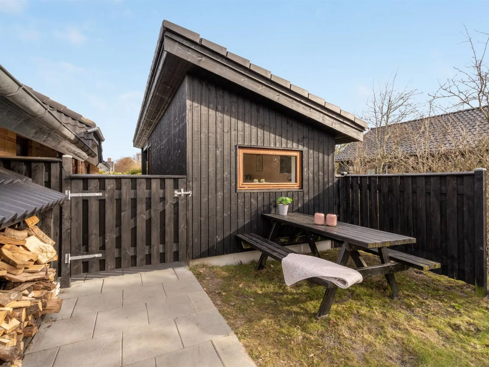 "Mico" - 500m from the sea-Binnen