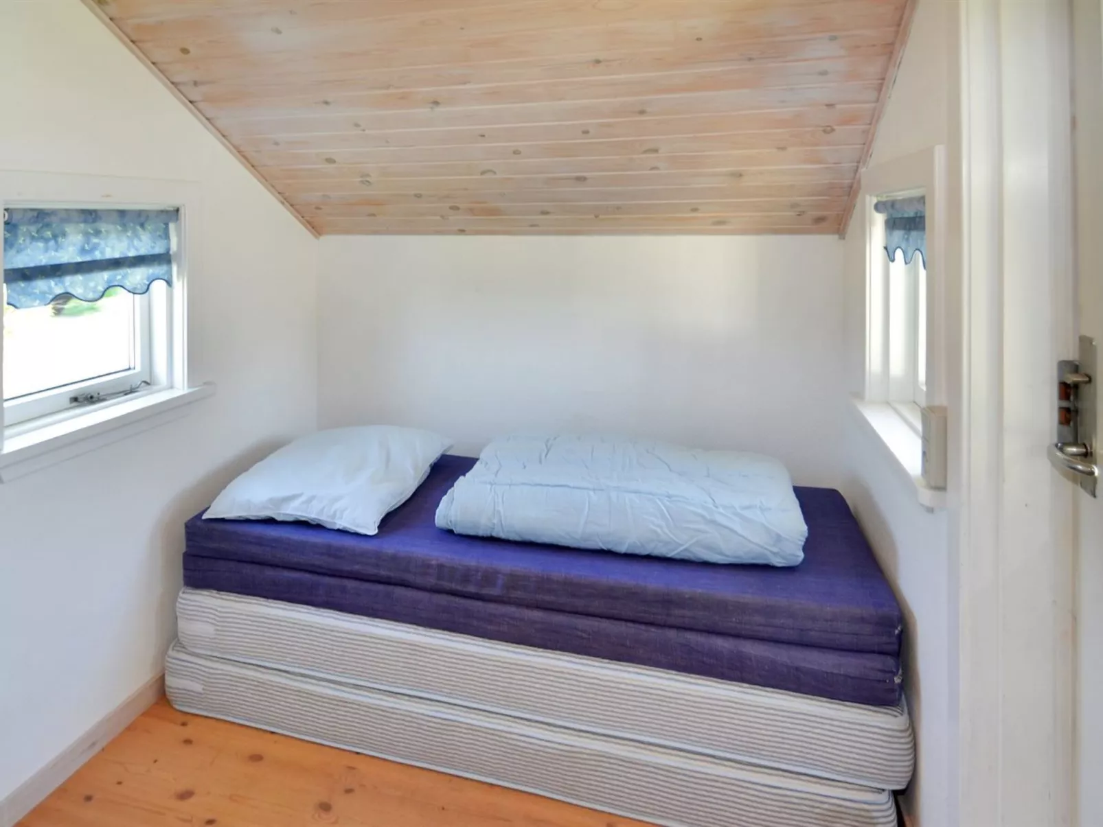 "Annalina" - 1.1km from the sea-Binnen