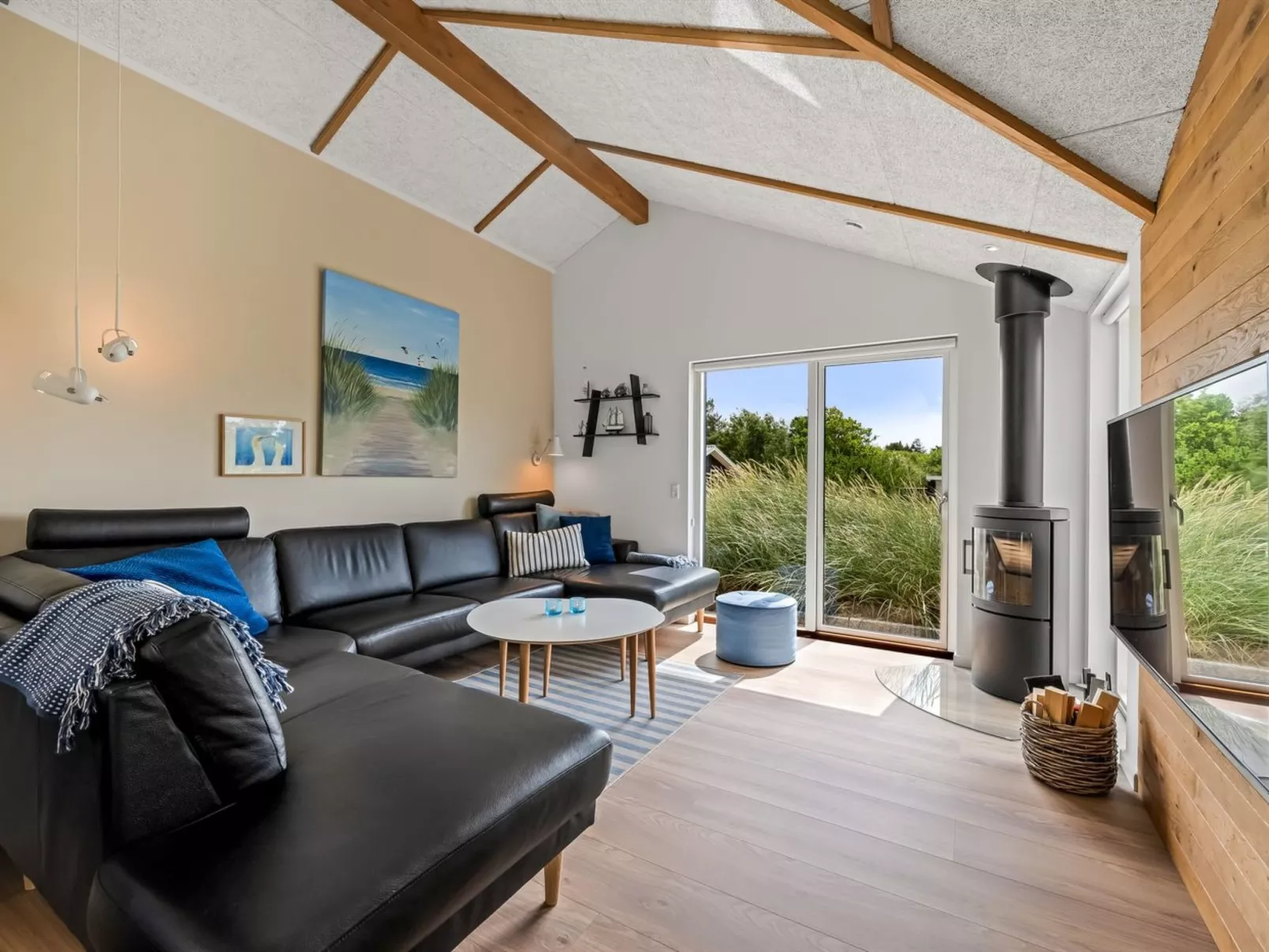 "Antonette" - 1.8km from the sea-Binnen