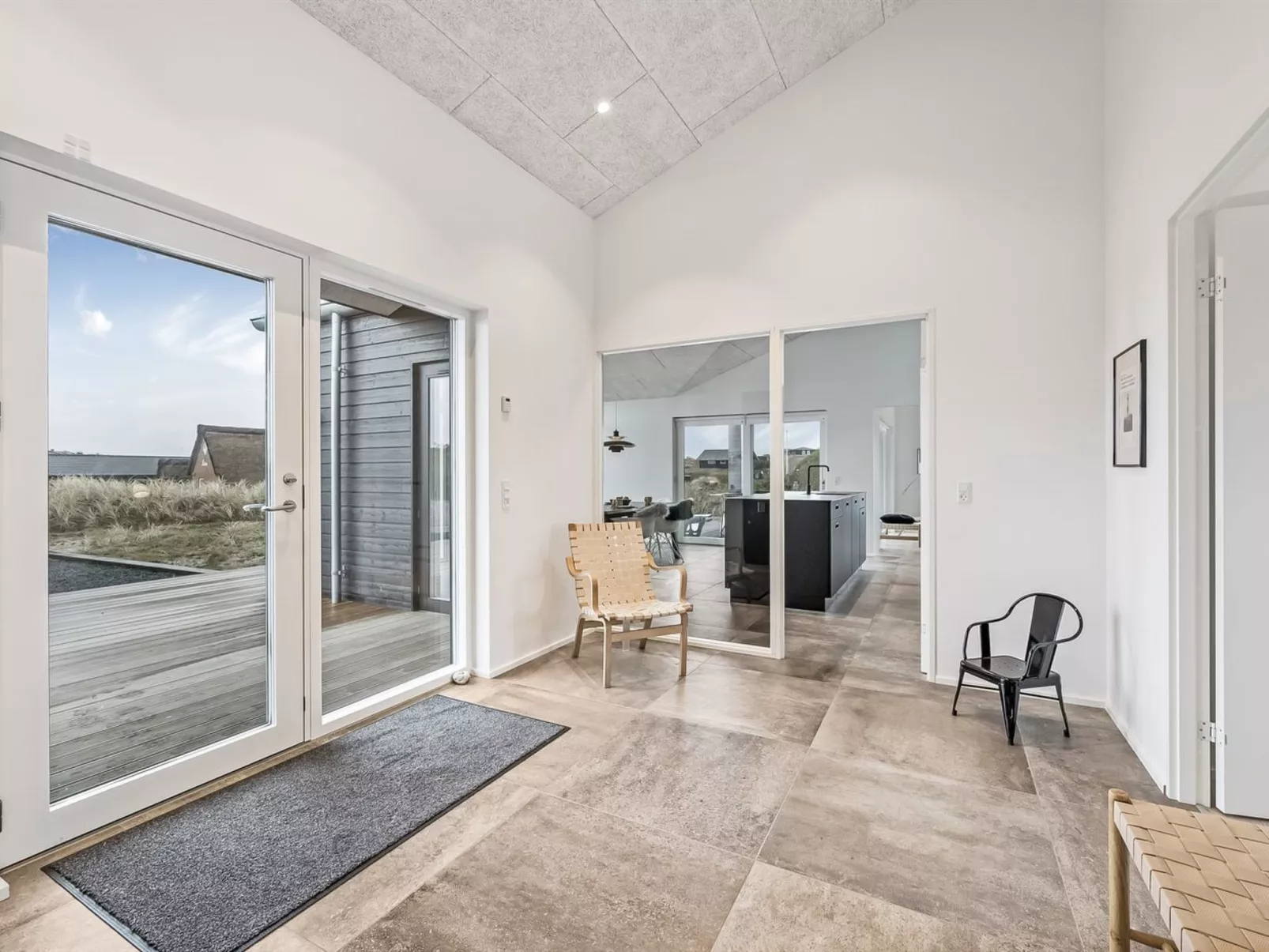 "Chenoa" - 350m from the sea-Binnen