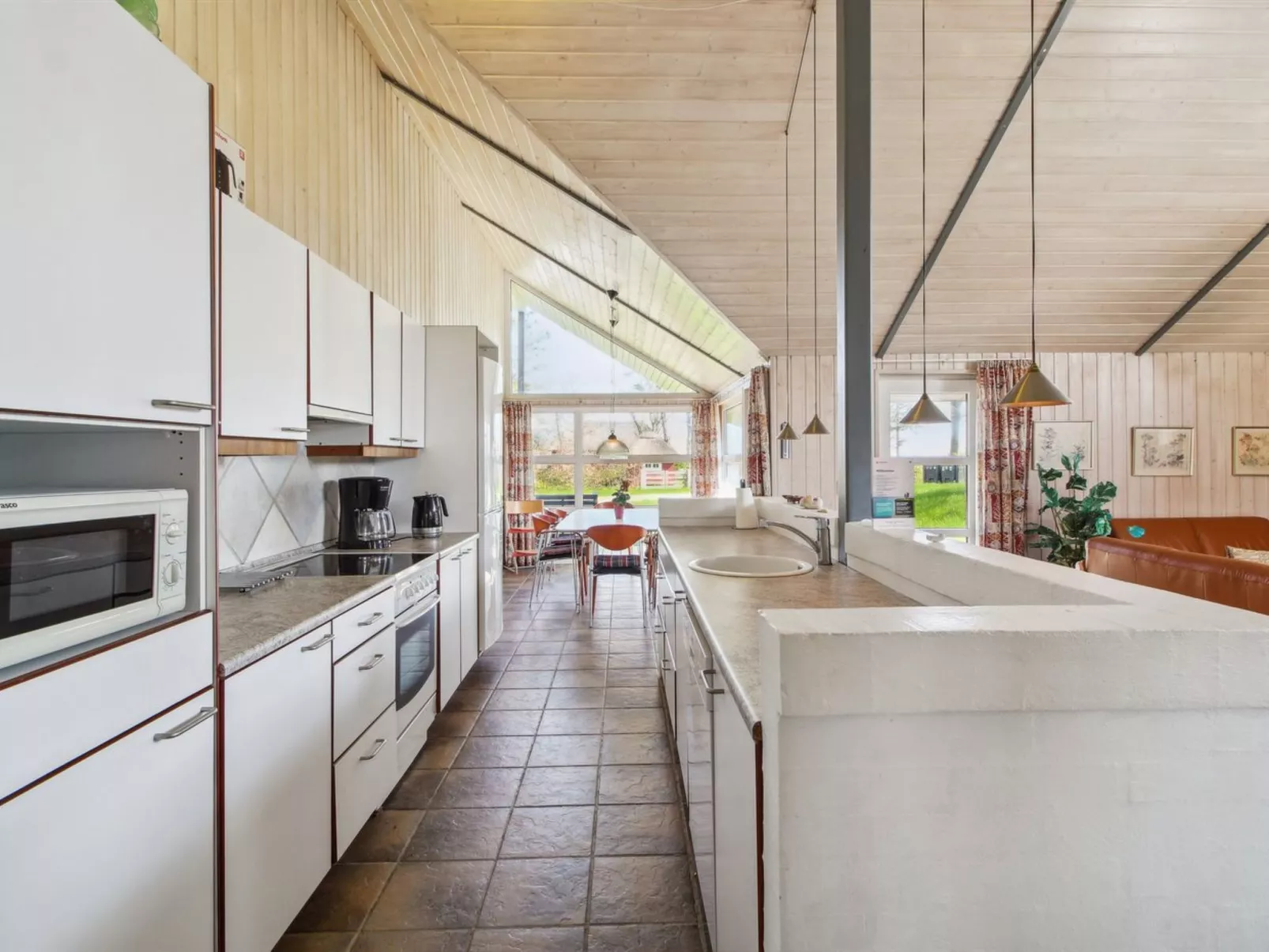 "Carit" - 80m from the sea-Binnen