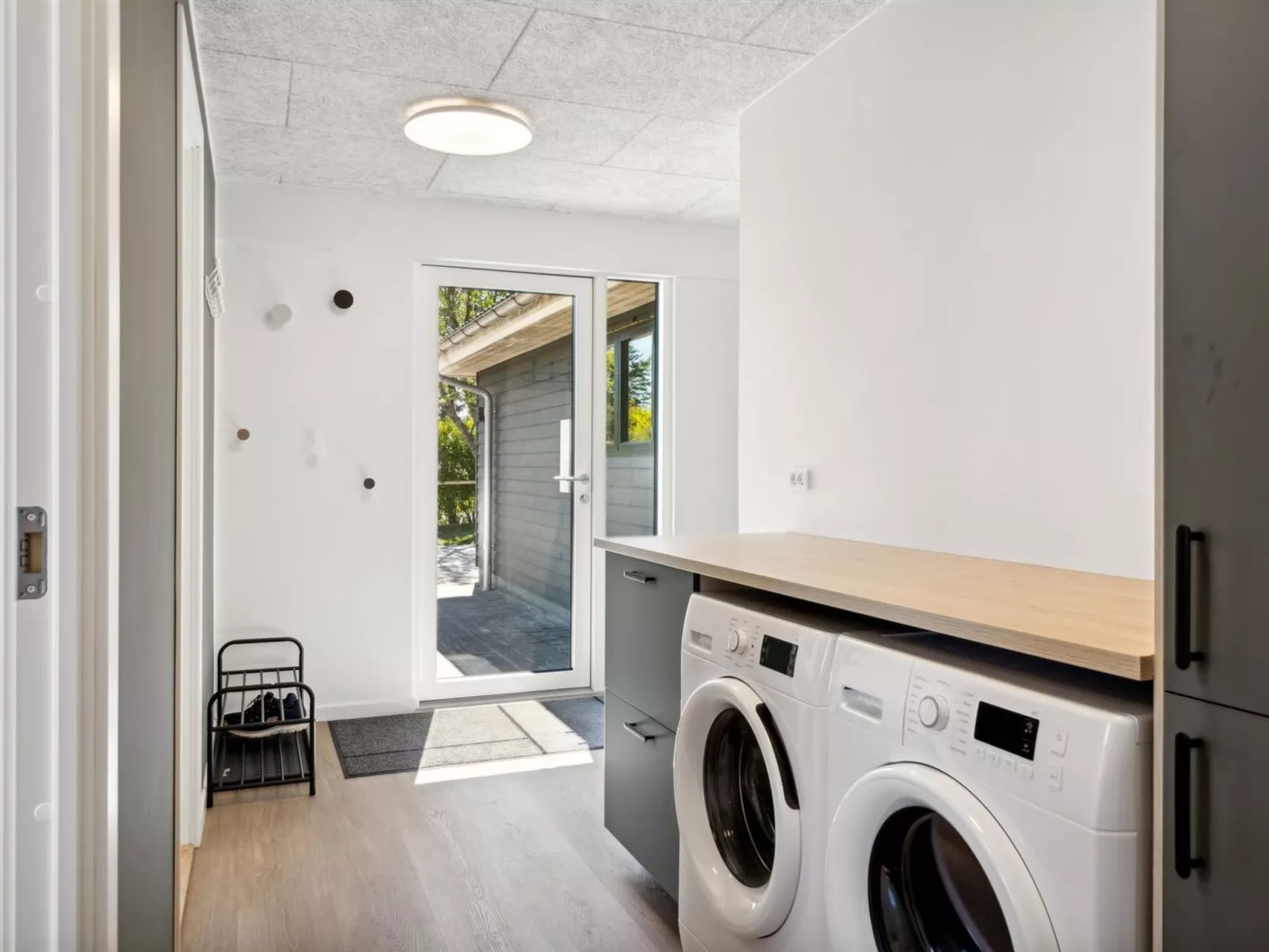 "Eunice" - 850m from the sea-Binnen