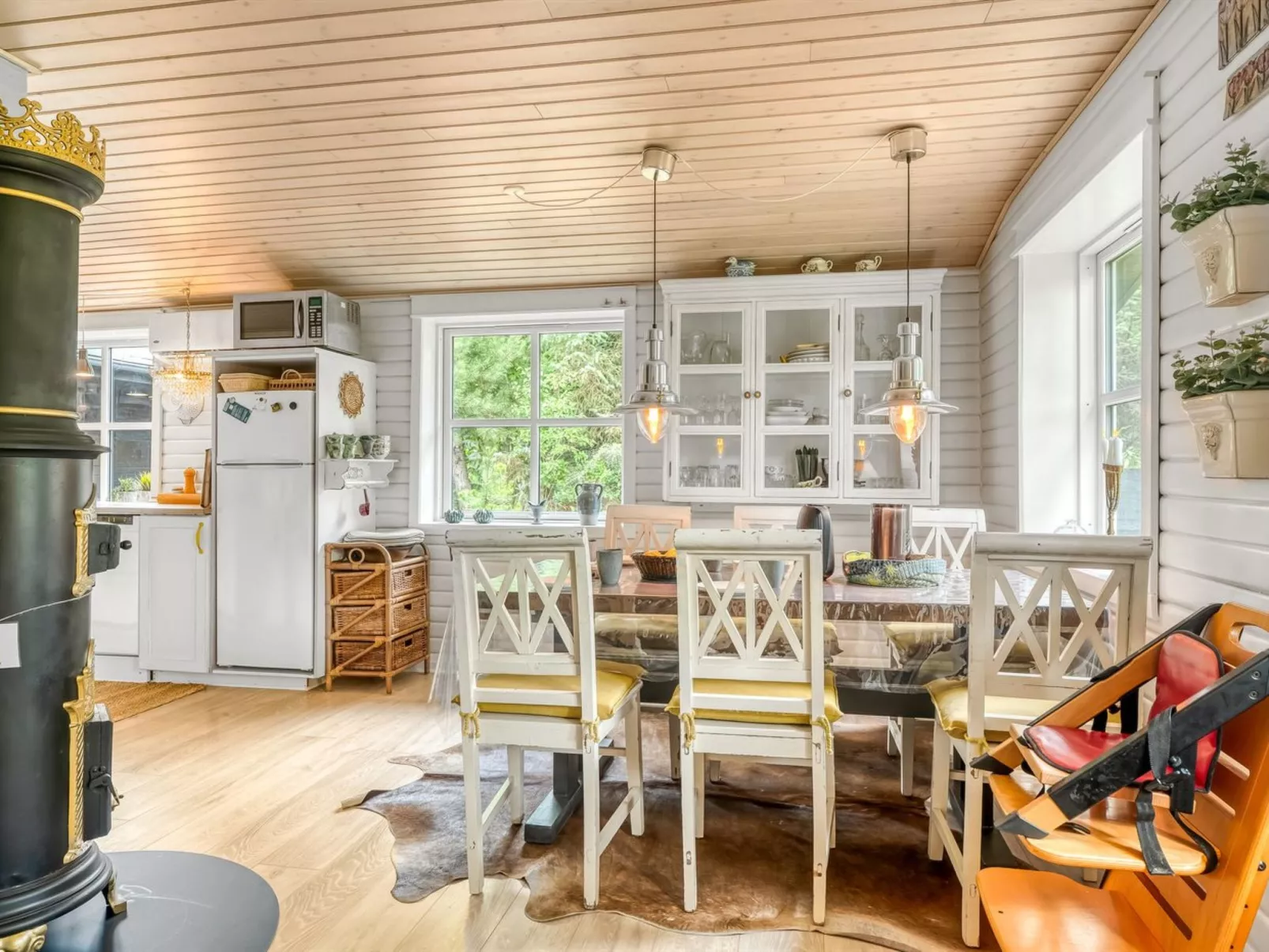 "Ellinore" -  from the sea-Binnen