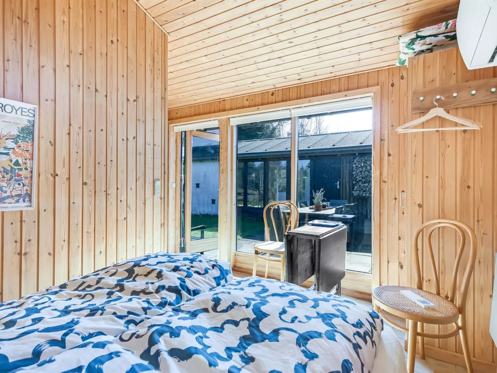 "Amarie" - 1km from the sea-Binnen