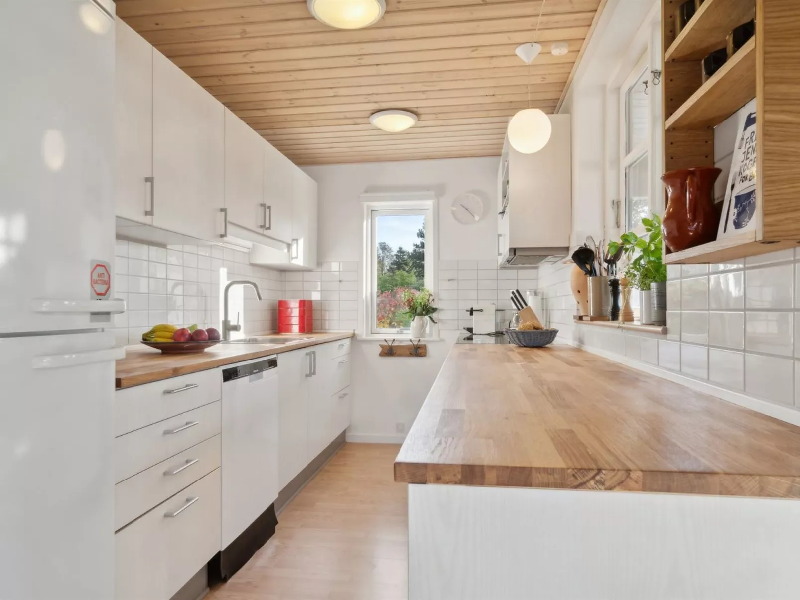 "Eikka" - 100m from the sea-Binnen