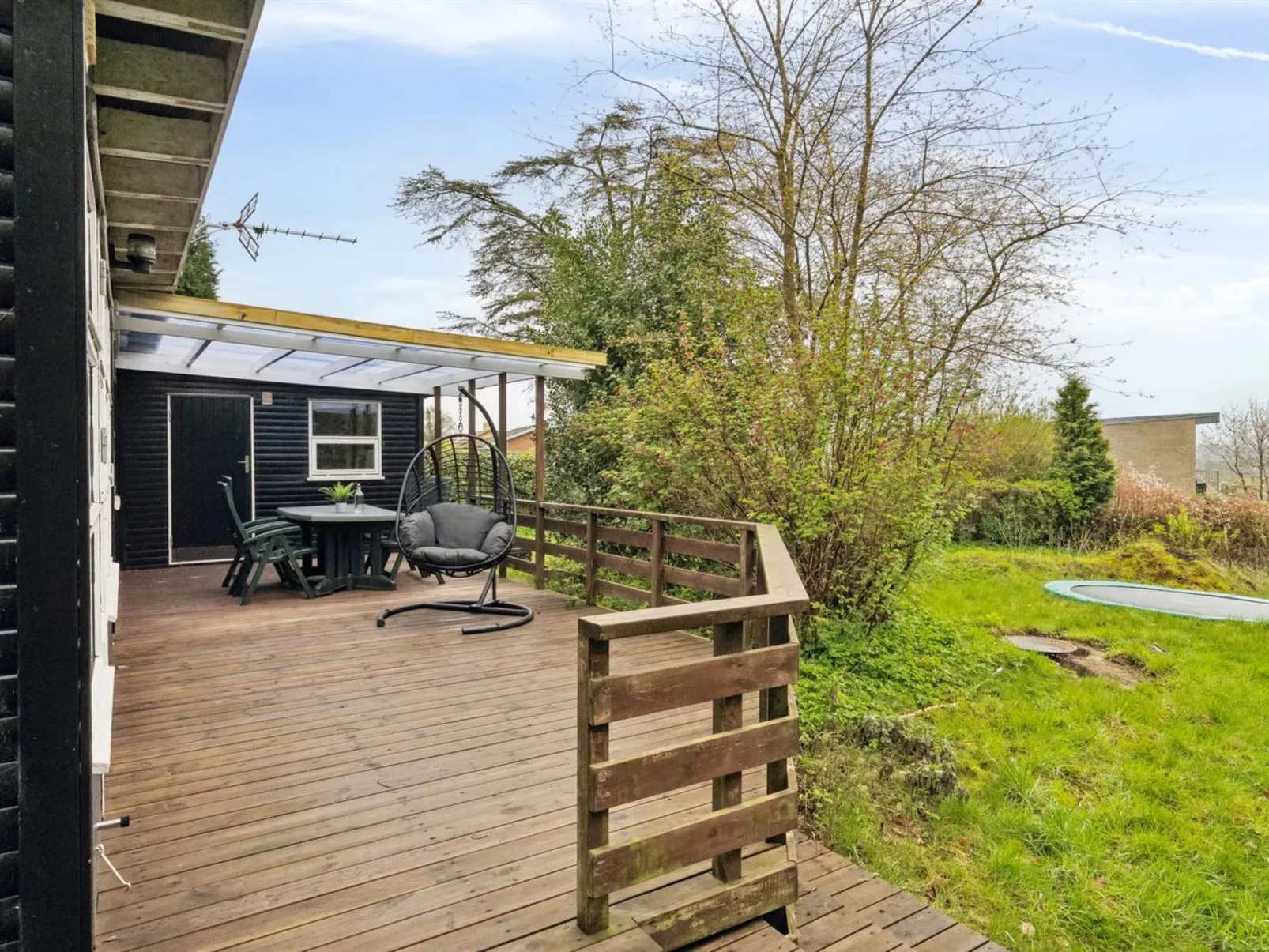 "Avni" - 300m from the sea-Buiten