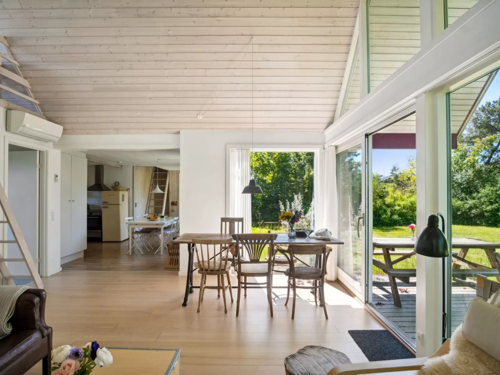 "Deljan" - 200m from the sea-Binnen