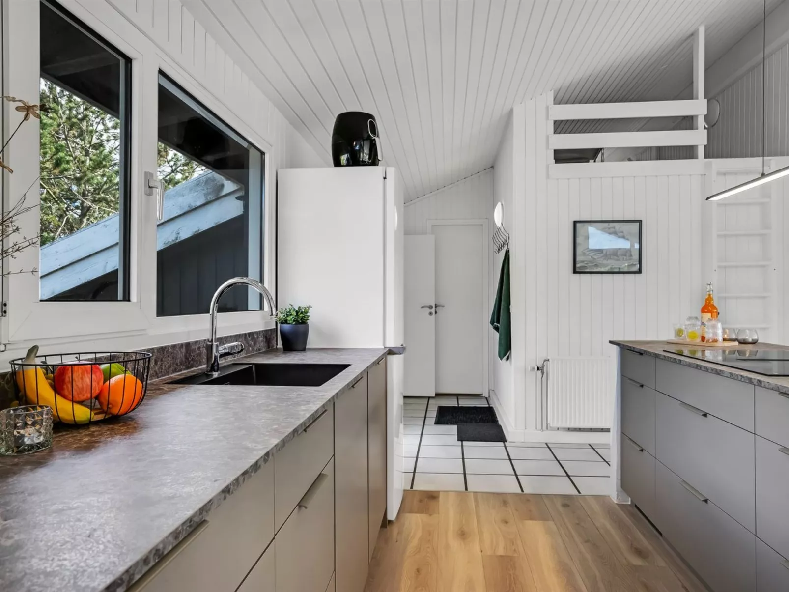 "Annlisa" - 1km from the sea-Binnen