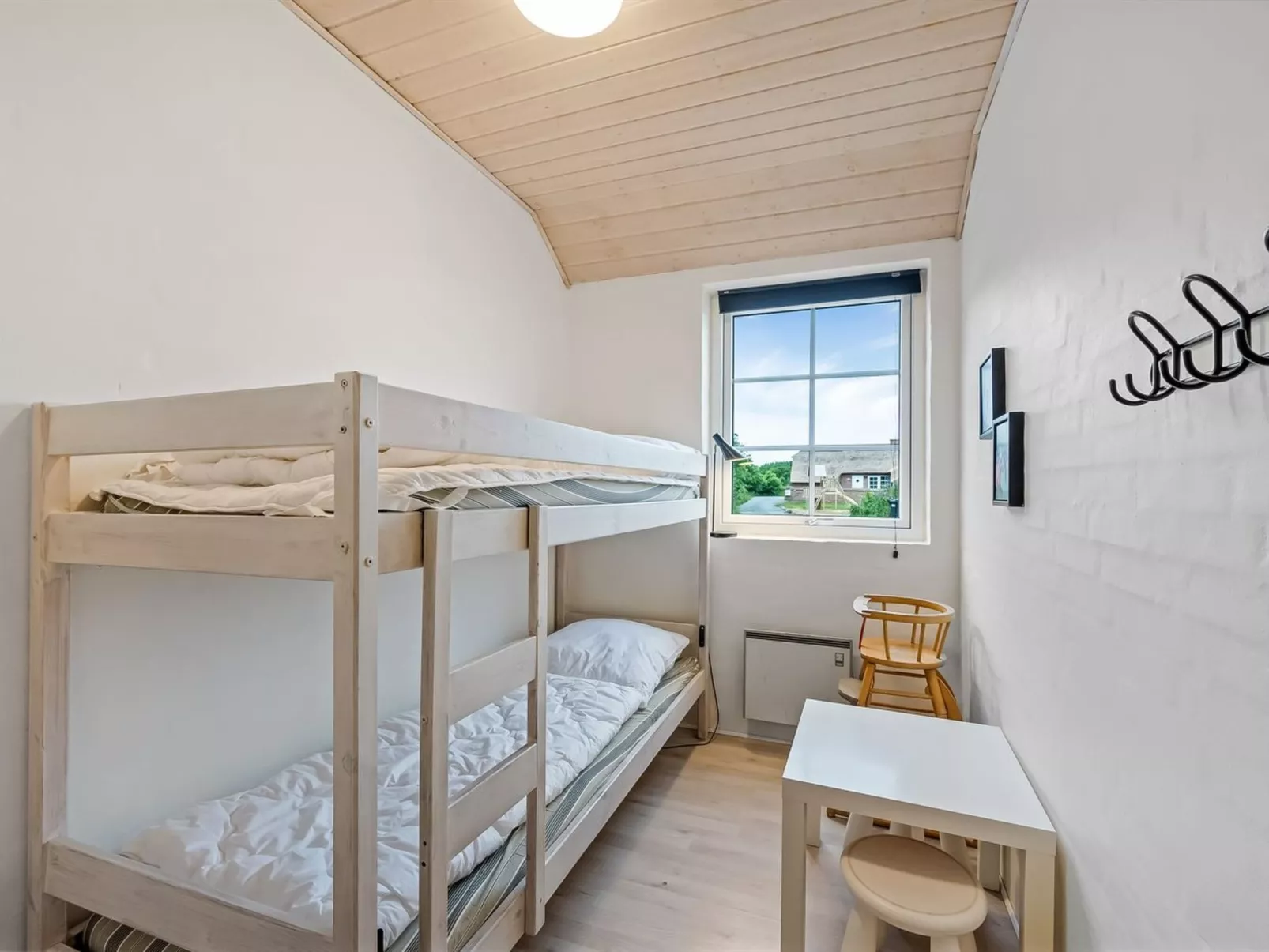 "Botmar" - 1.5km from the sea-Binnen