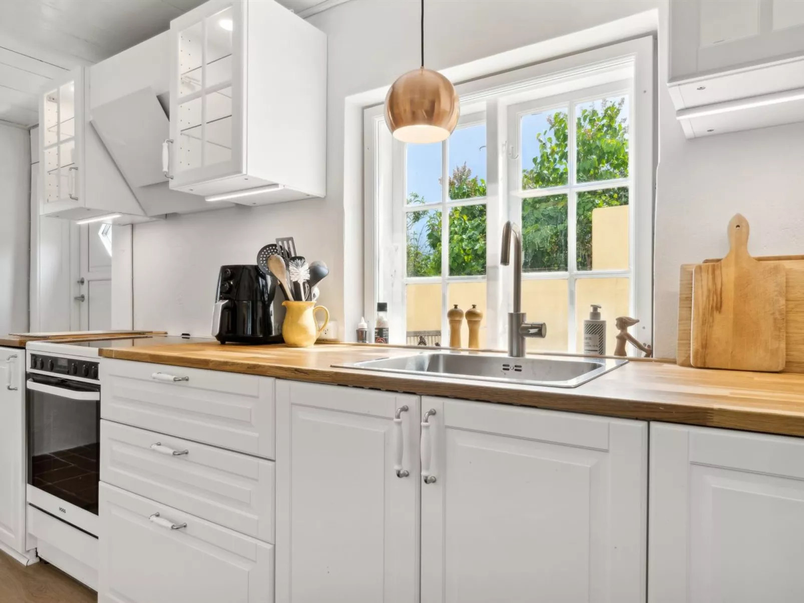 "Øde" - 100m from the sea-Binnen