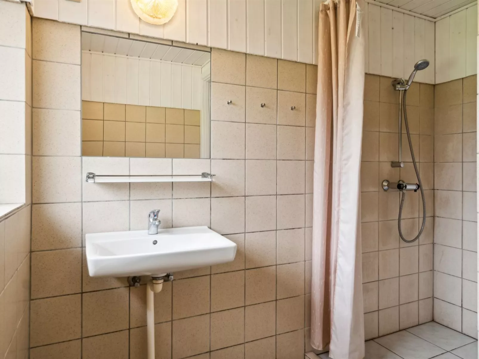 "Paulus" - 375m from the sea-Binnen