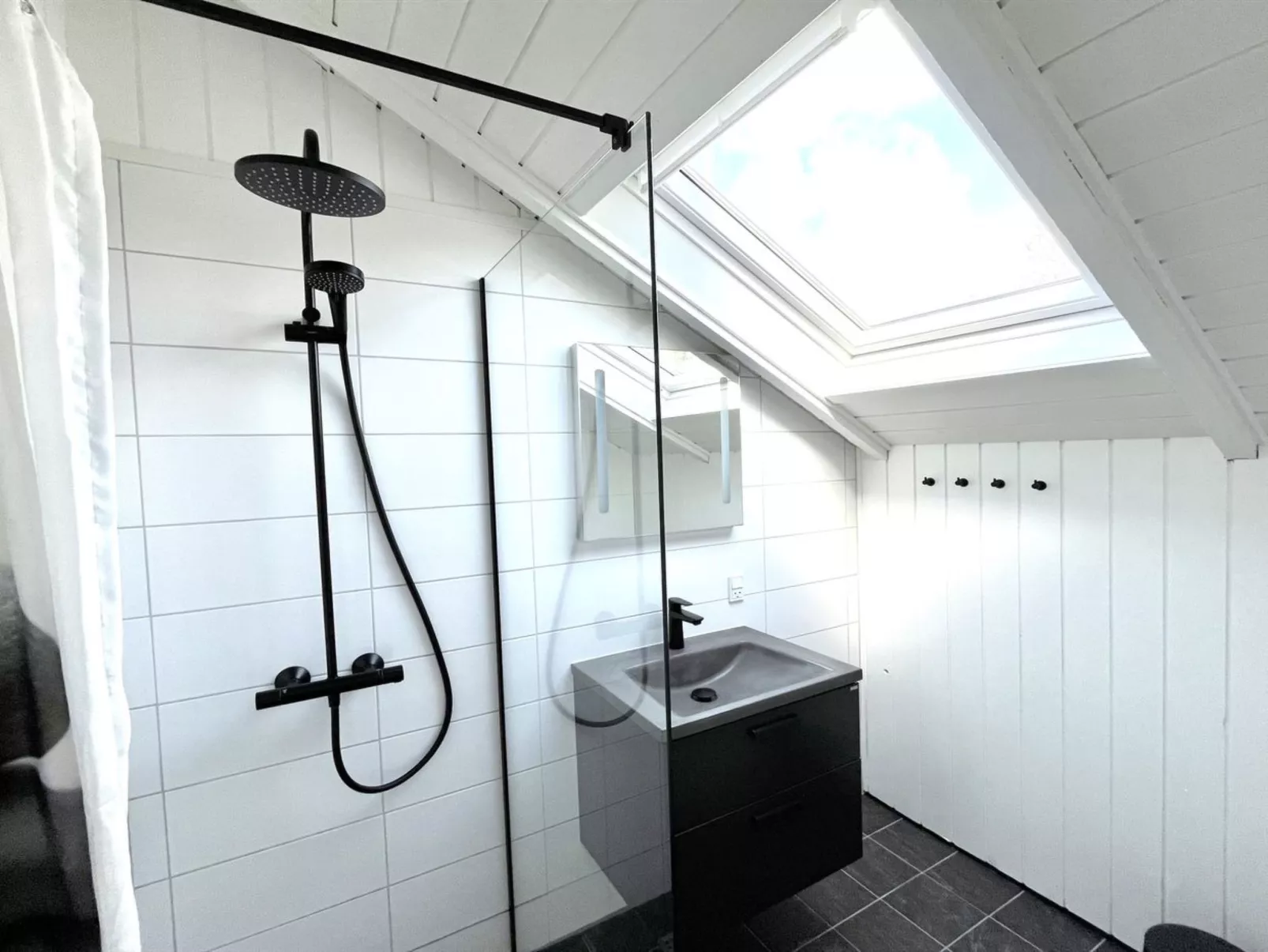 "Giselle" - 10km from the sea-Binnen