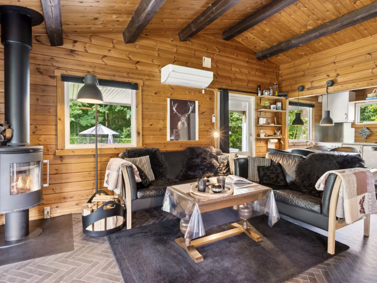 "Araminta" - 800m from the sea-Binnen