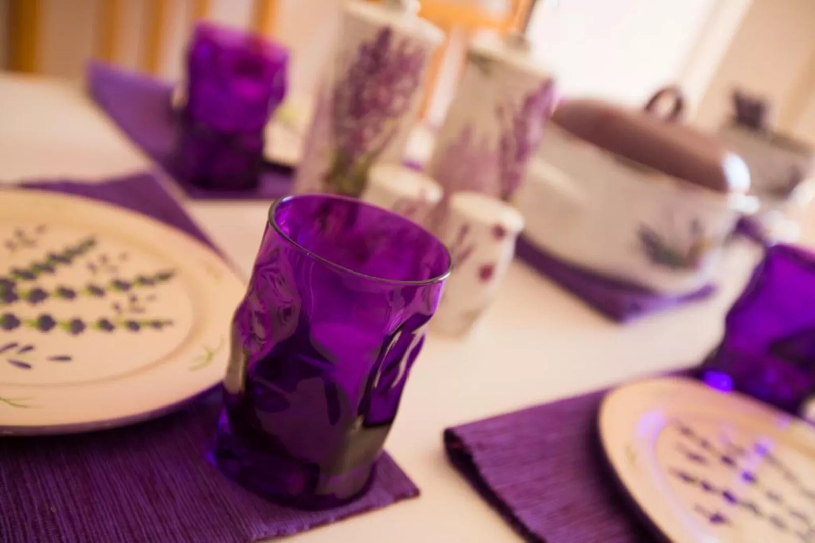 Guest House Gugily- Twin Room with Shared Bathroom and City View (4)-Sfeer