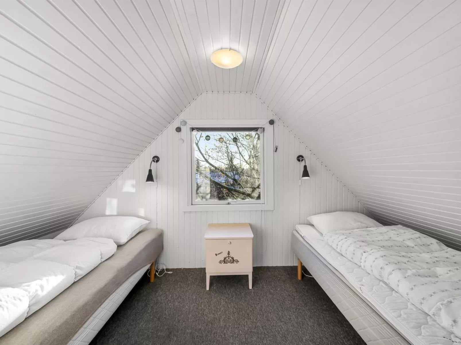 "Sampo" - 150m to the fjord-Binnen