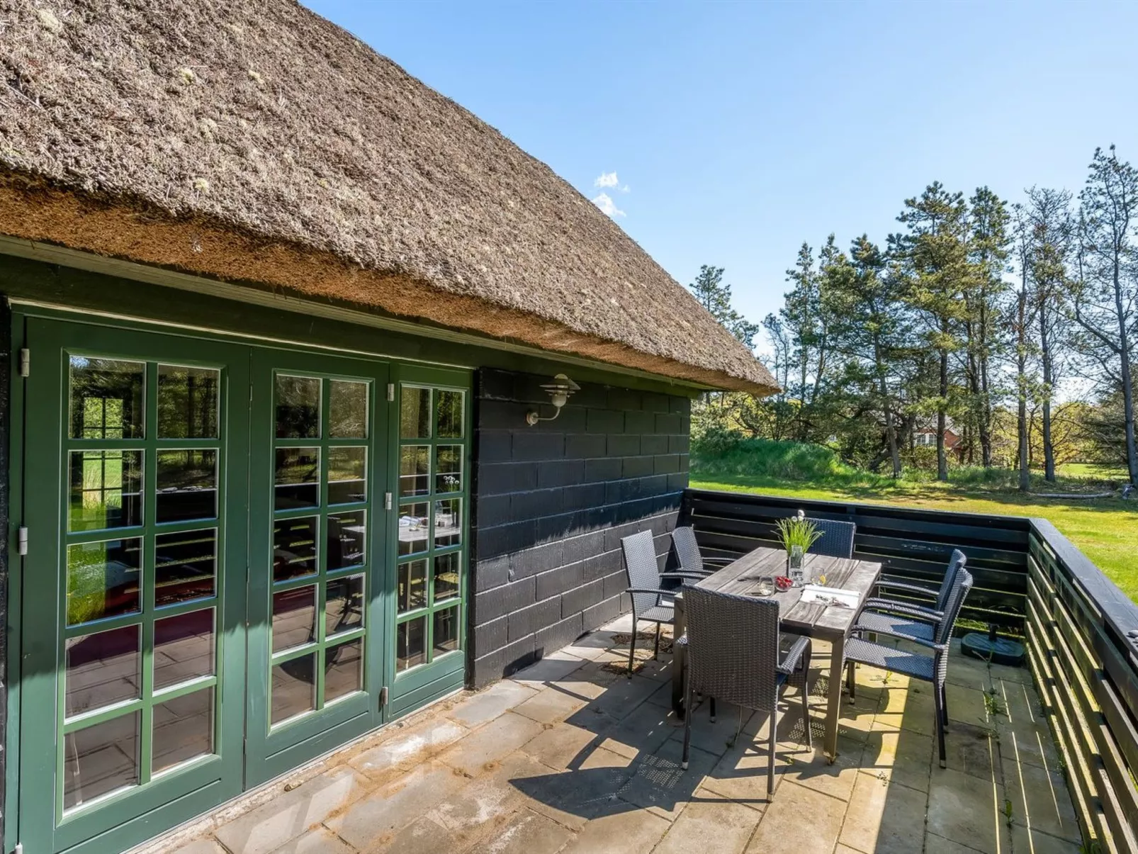 "Matilda" - 1.6km from the sea-Buiten