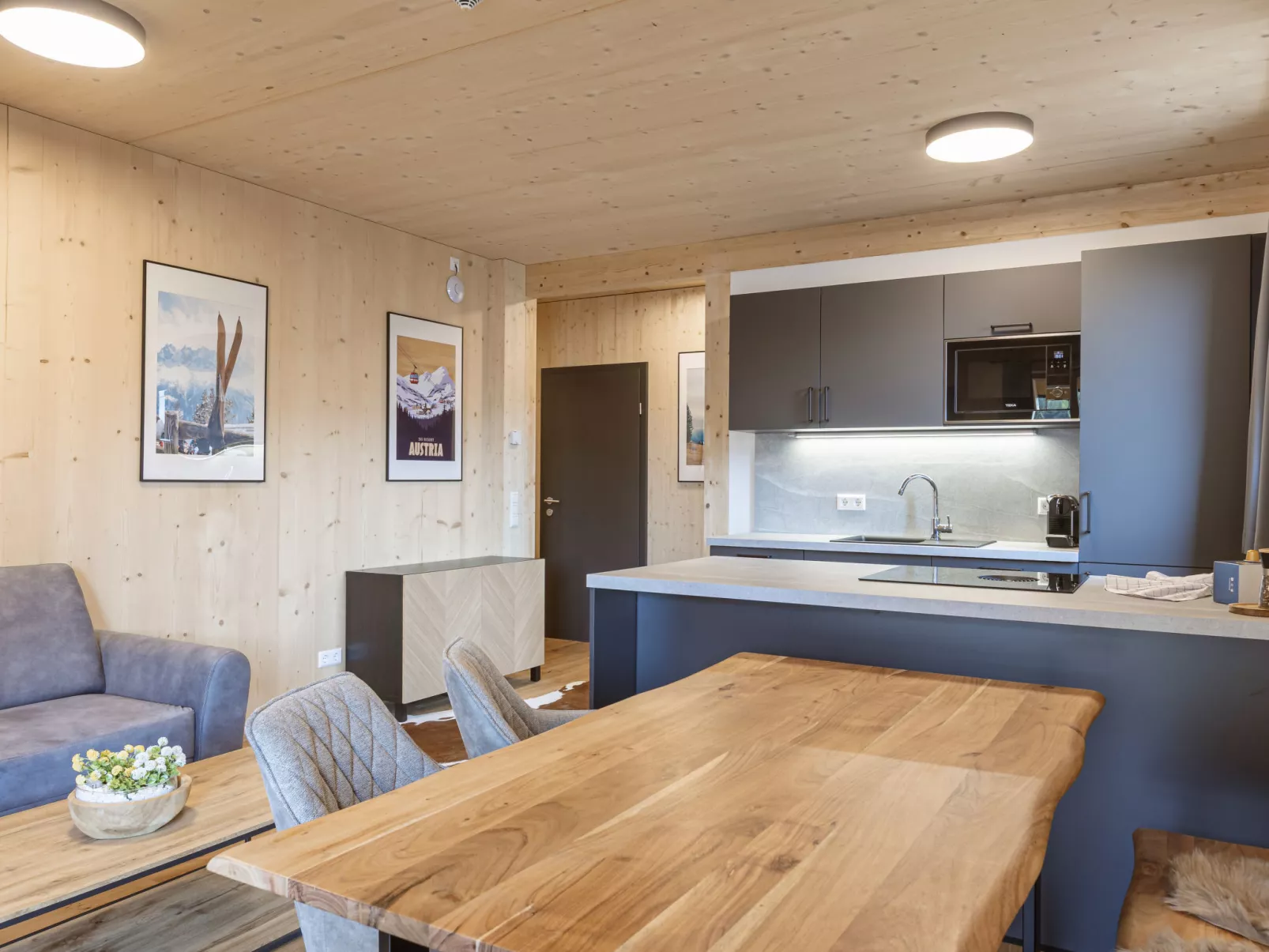 Mit 2 Schlafzimmern & Sauna-Binnen