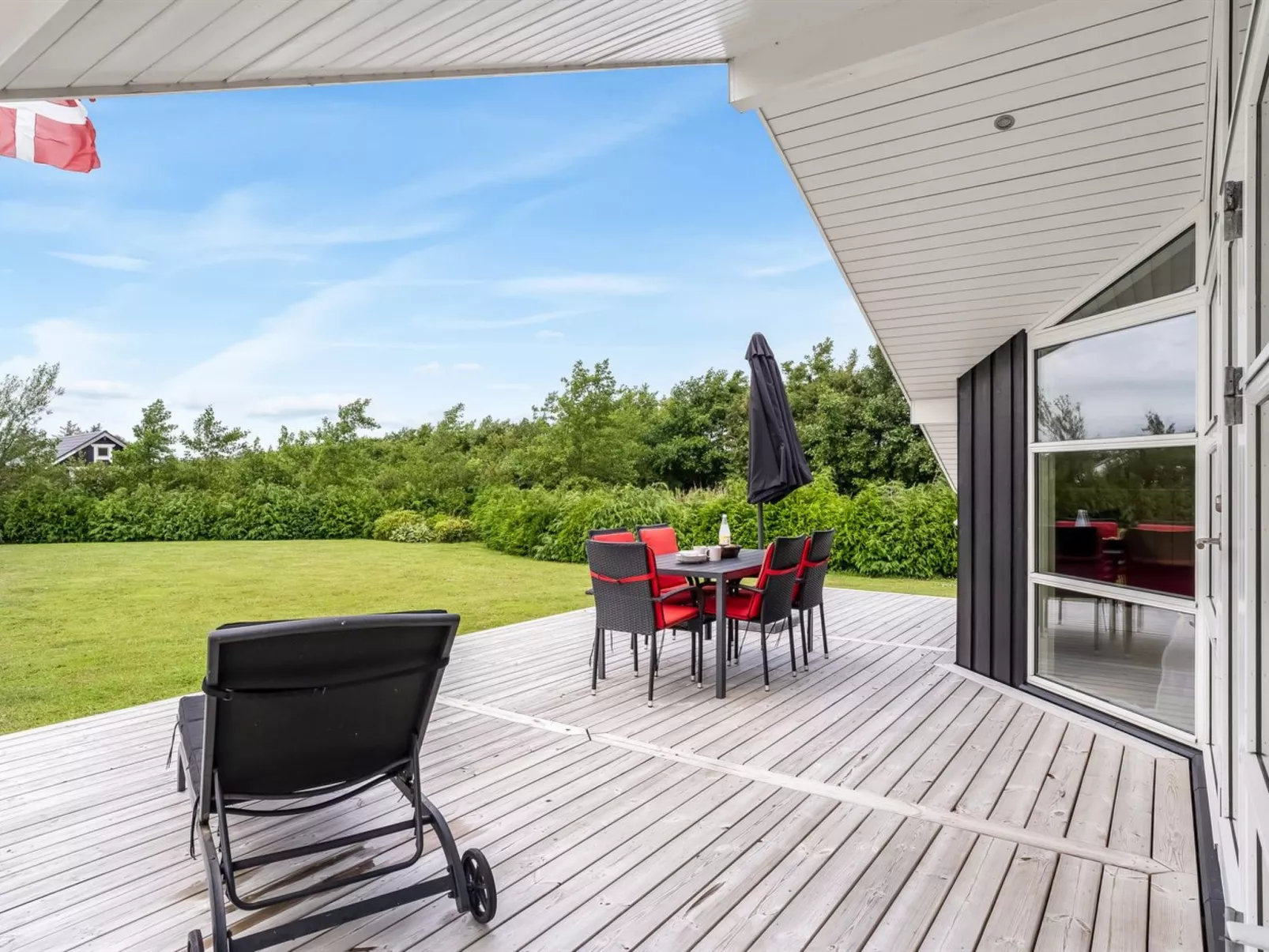 "Antero" - 500m to the fjord-Buiten