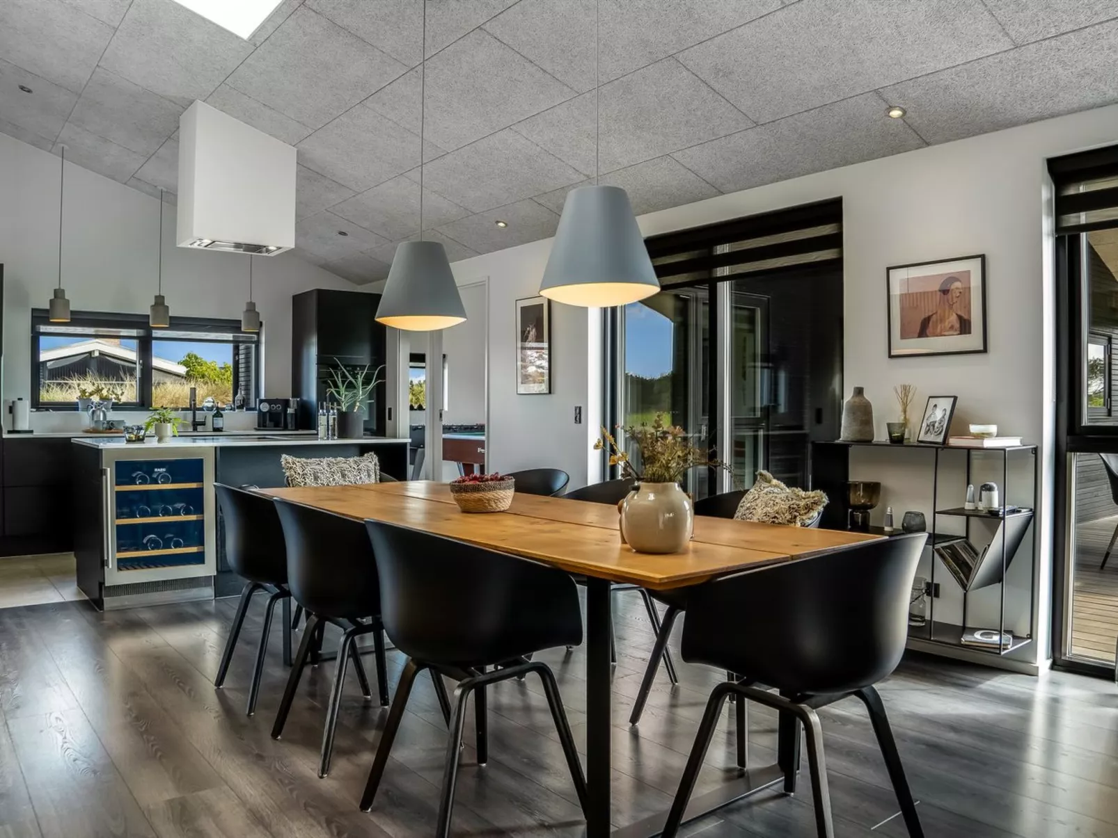 "Eriksine" - 750m from the sea-Binnen