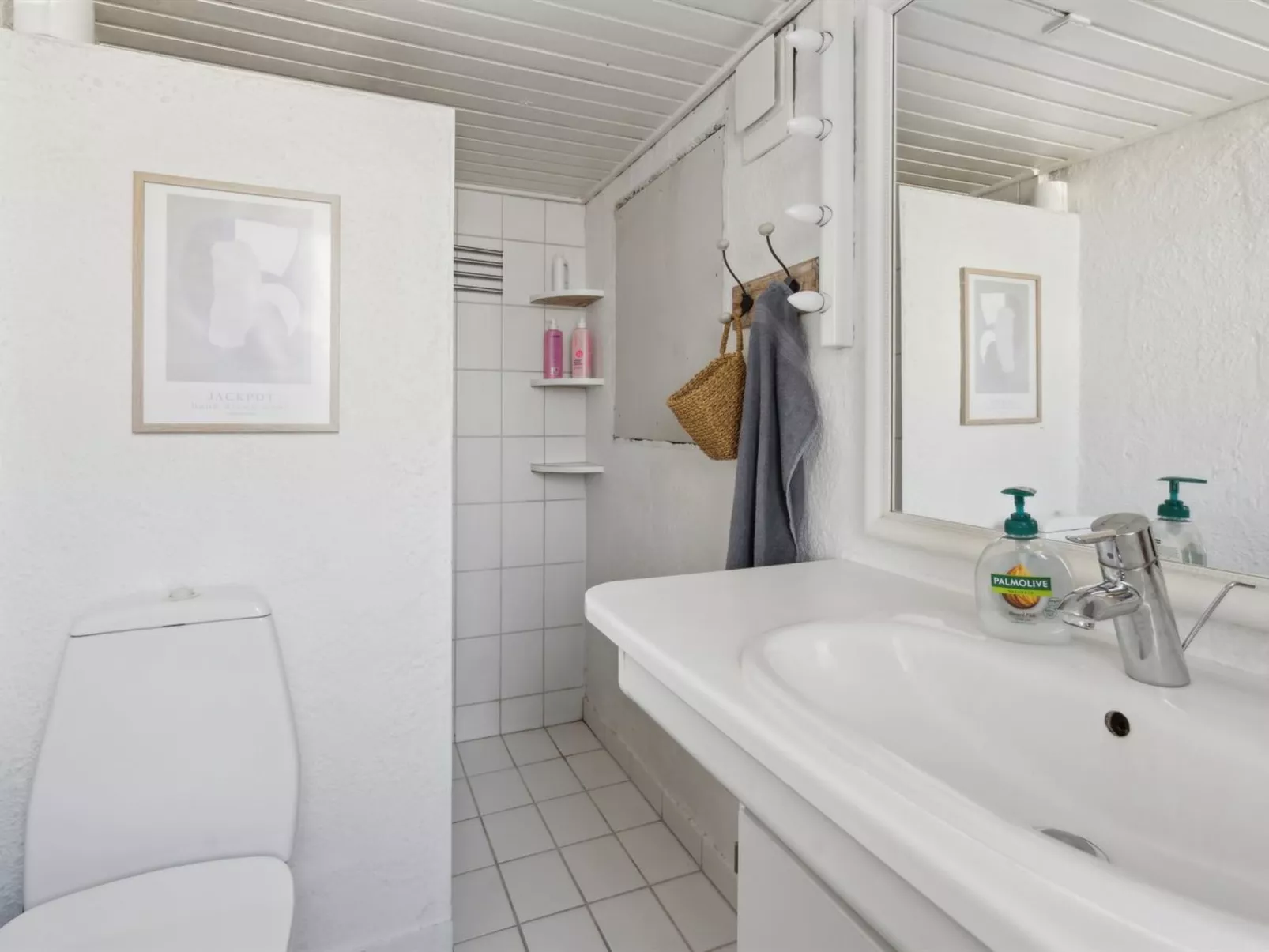 "Solbritt" - 30m from the sea-Binnen