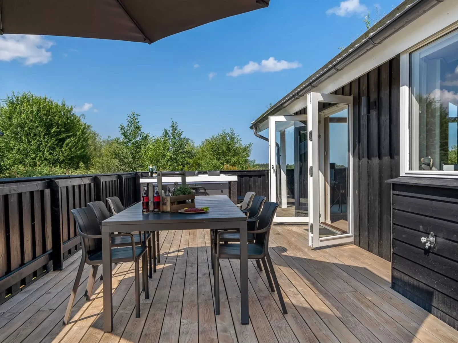 "Ilya" - 1.7km from the sea-Buiten