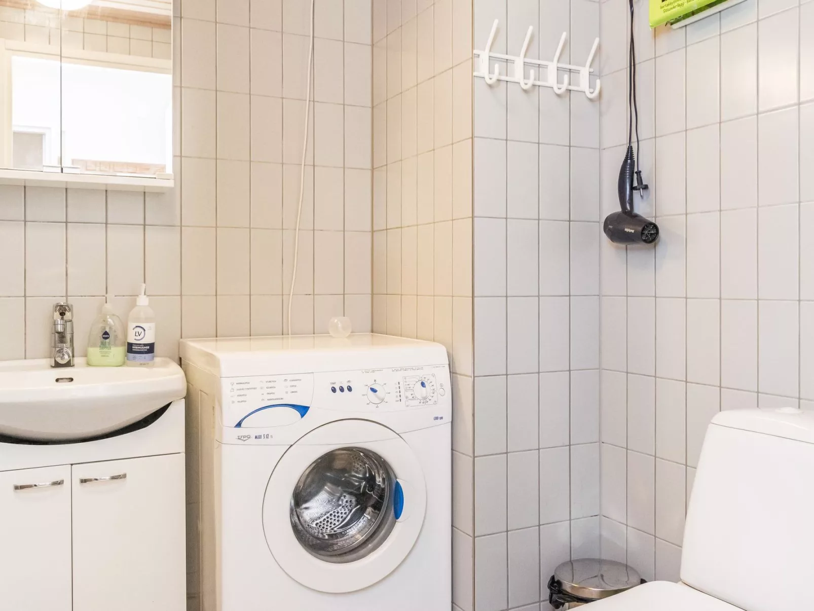 Karhunvartijan kota b1-Binnen