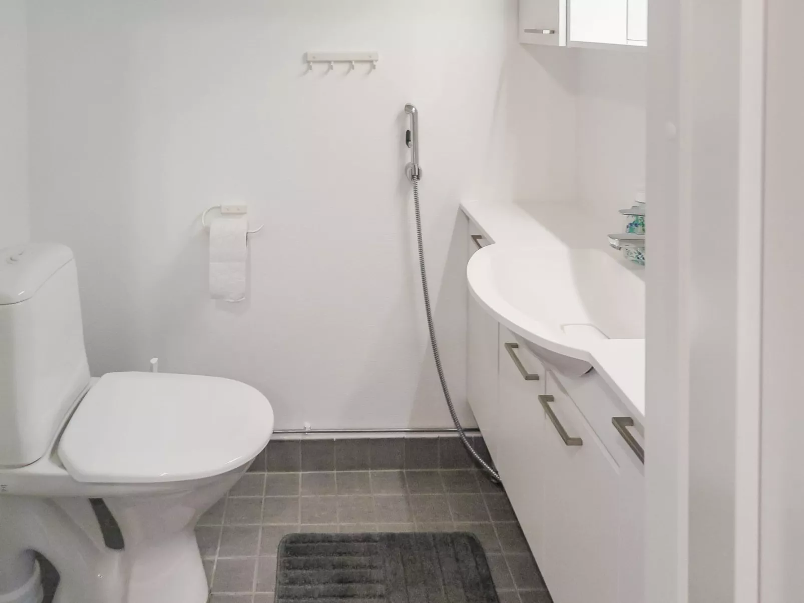 Maahisenrinne 3 f 25-Binnen