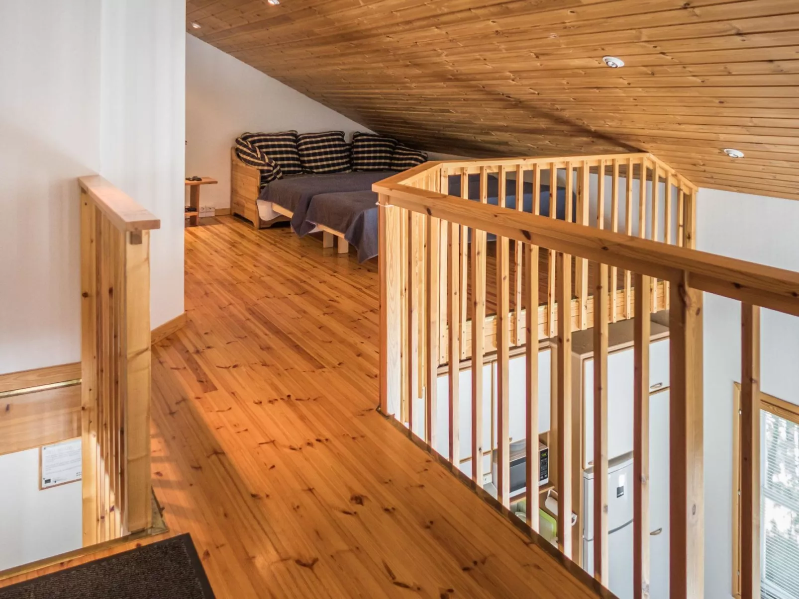 Latukatti 5 c-Binnen