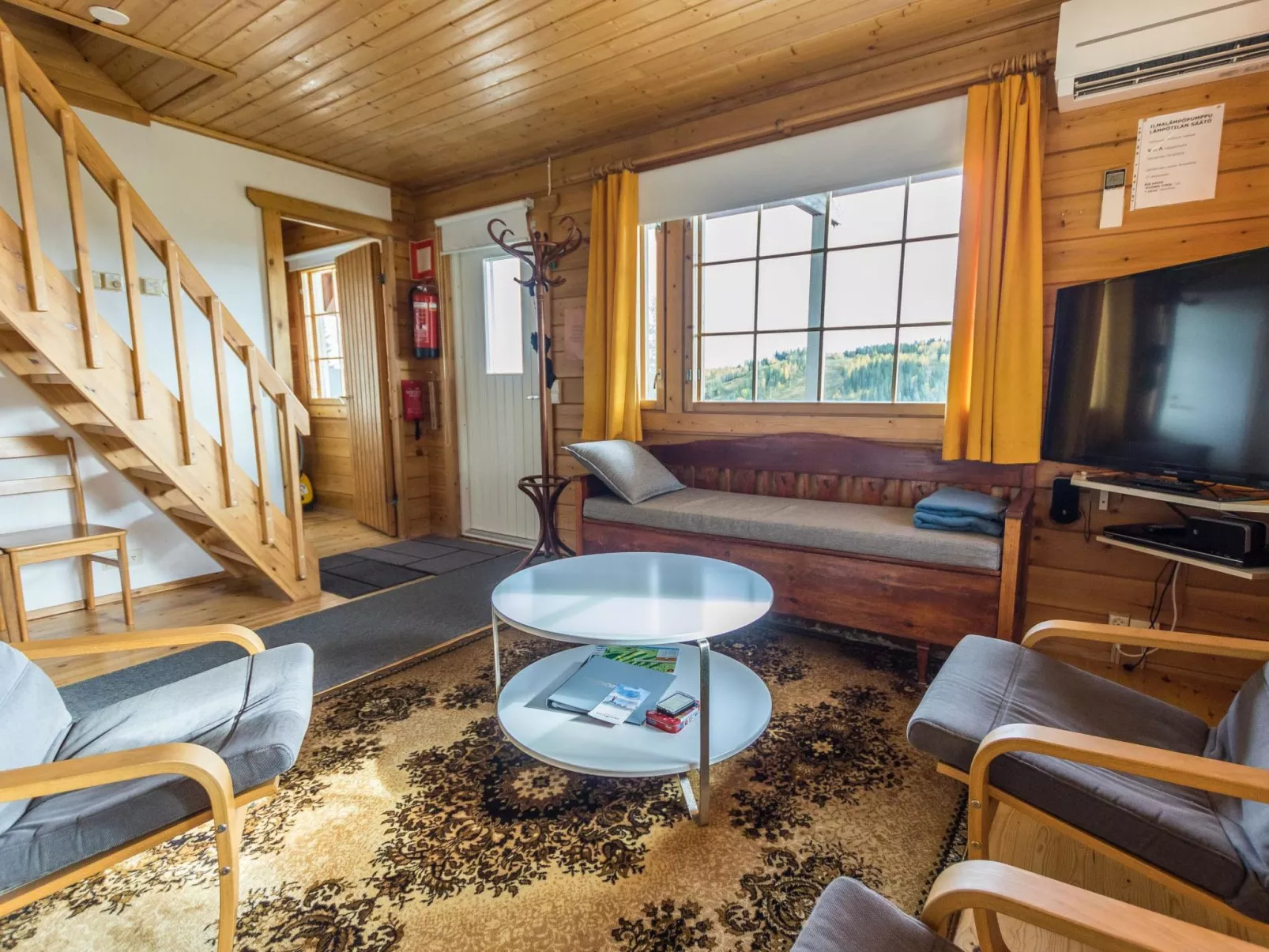 Alppikylä 1a paritalo-Binnen