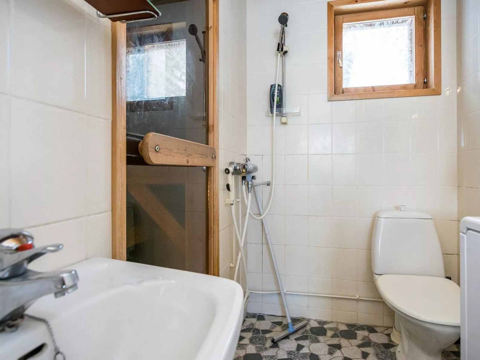 Alppikylä 3b paritalo-Binnen