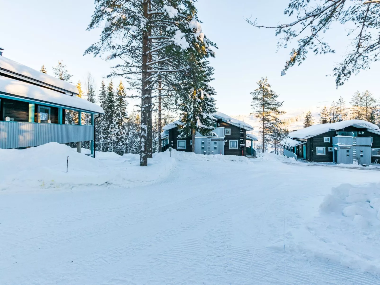 Rakotuli 2 paritalon yläkerta-Binnen