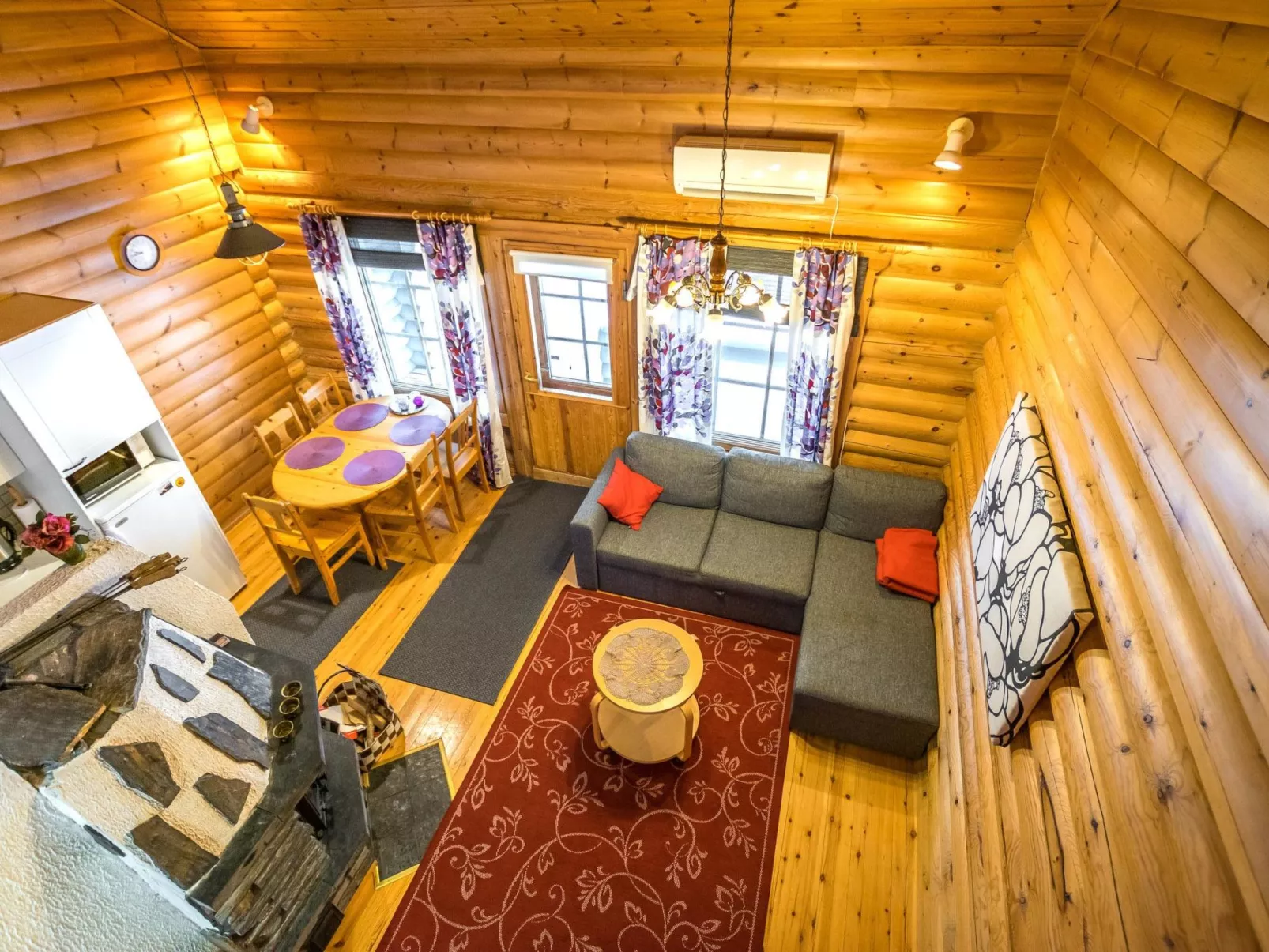 Ukkohovi 4 paritalo-Binnen