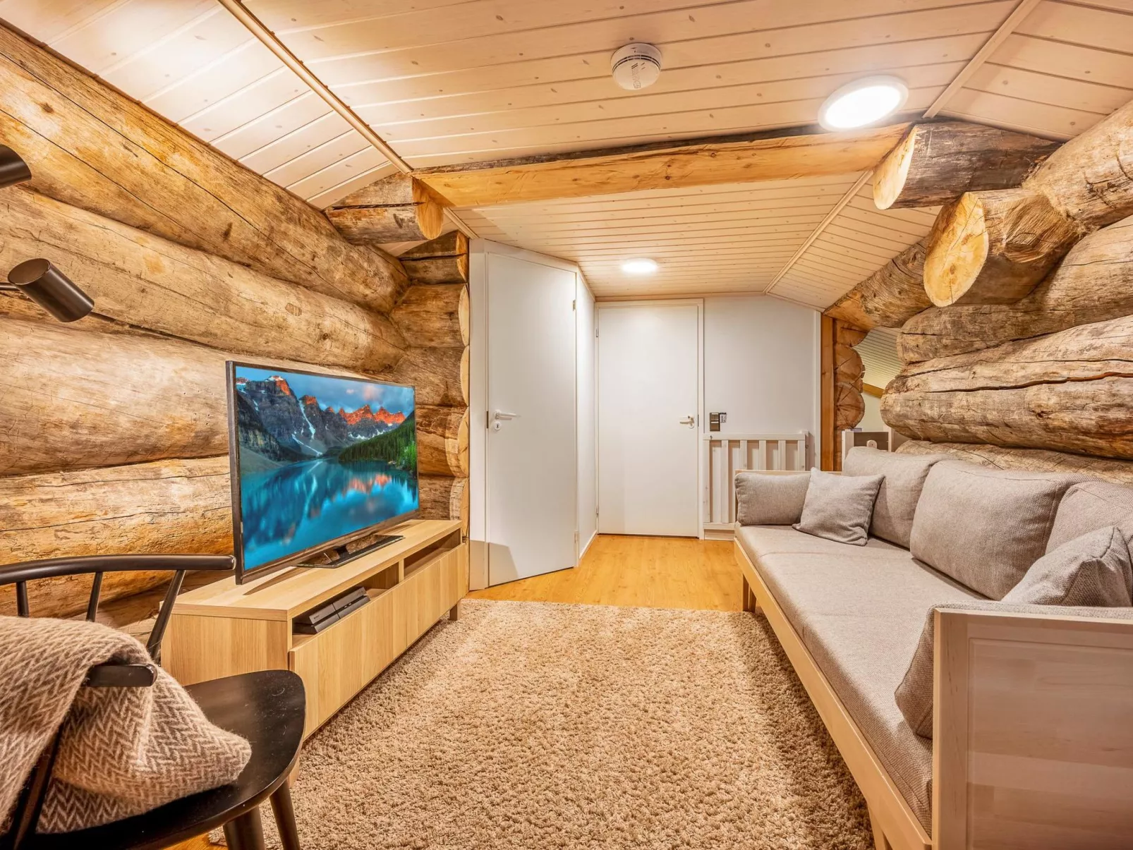 Villa rytilampi b-Binnen