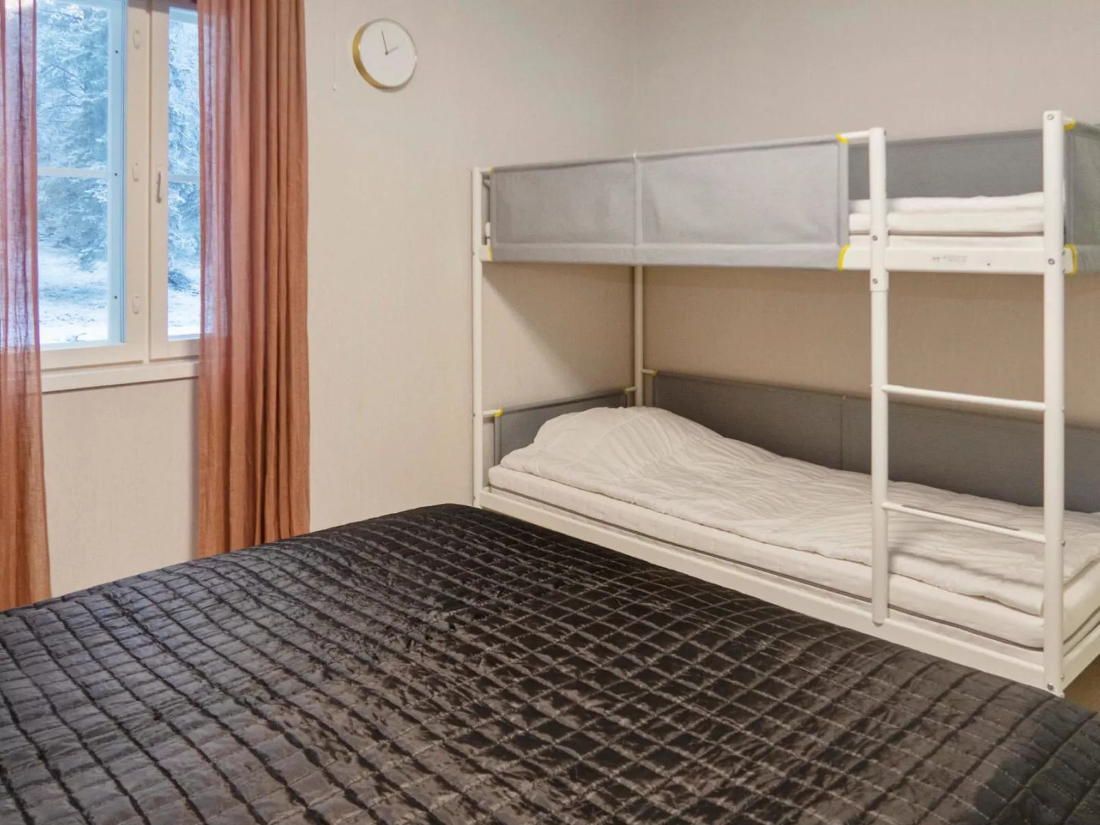 Iso-karpalo b-Binnen