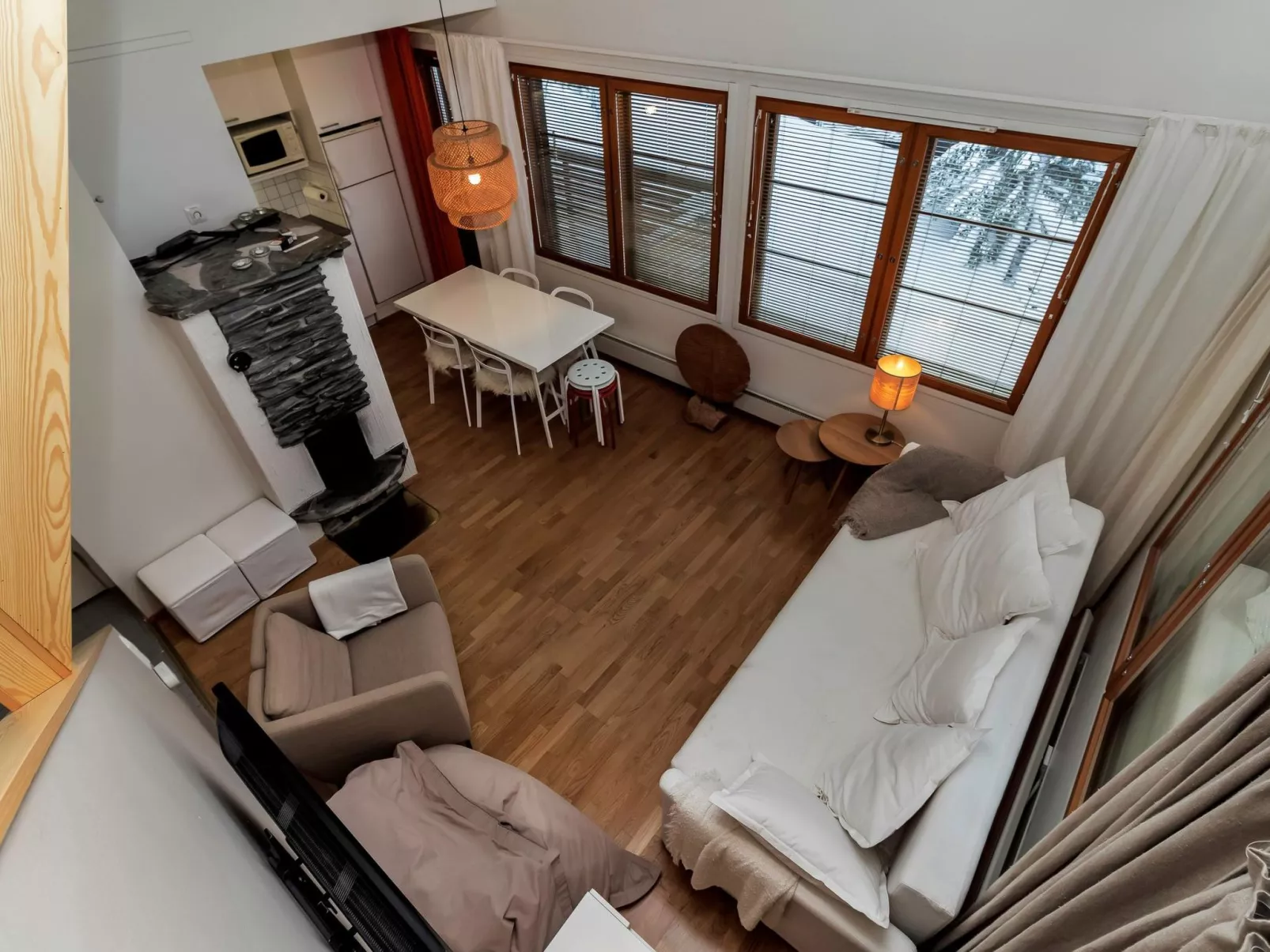 Kesä-iikka 4-Binnen