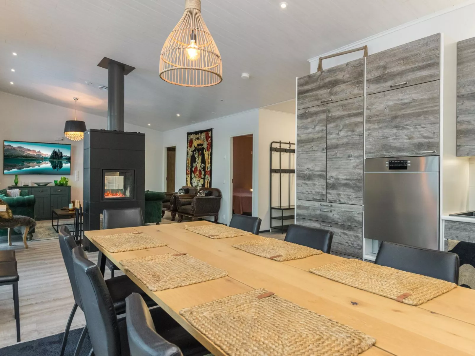 Villa karhentimantti-Binnen