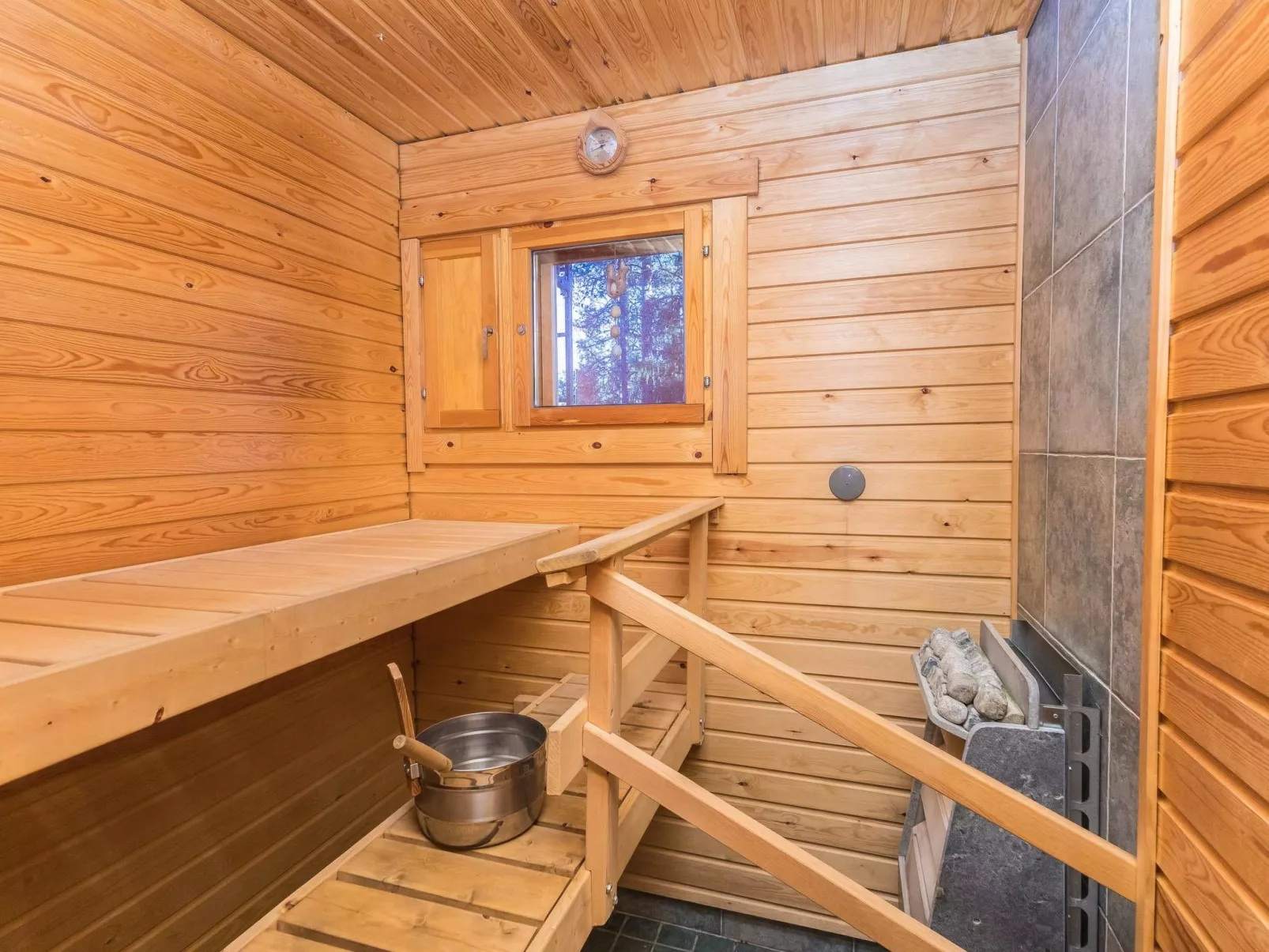 Marjarinne 8 a-Binnen