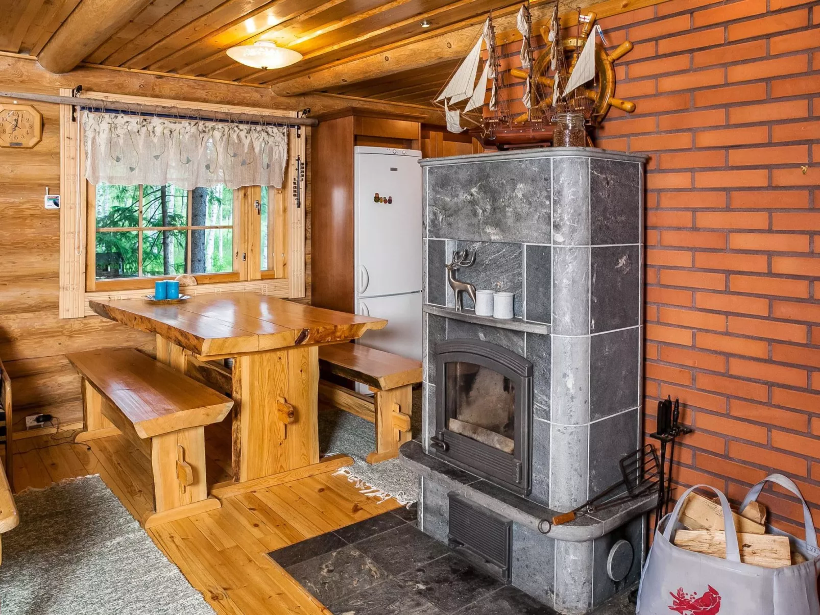 Matruusin majakka-Binnen