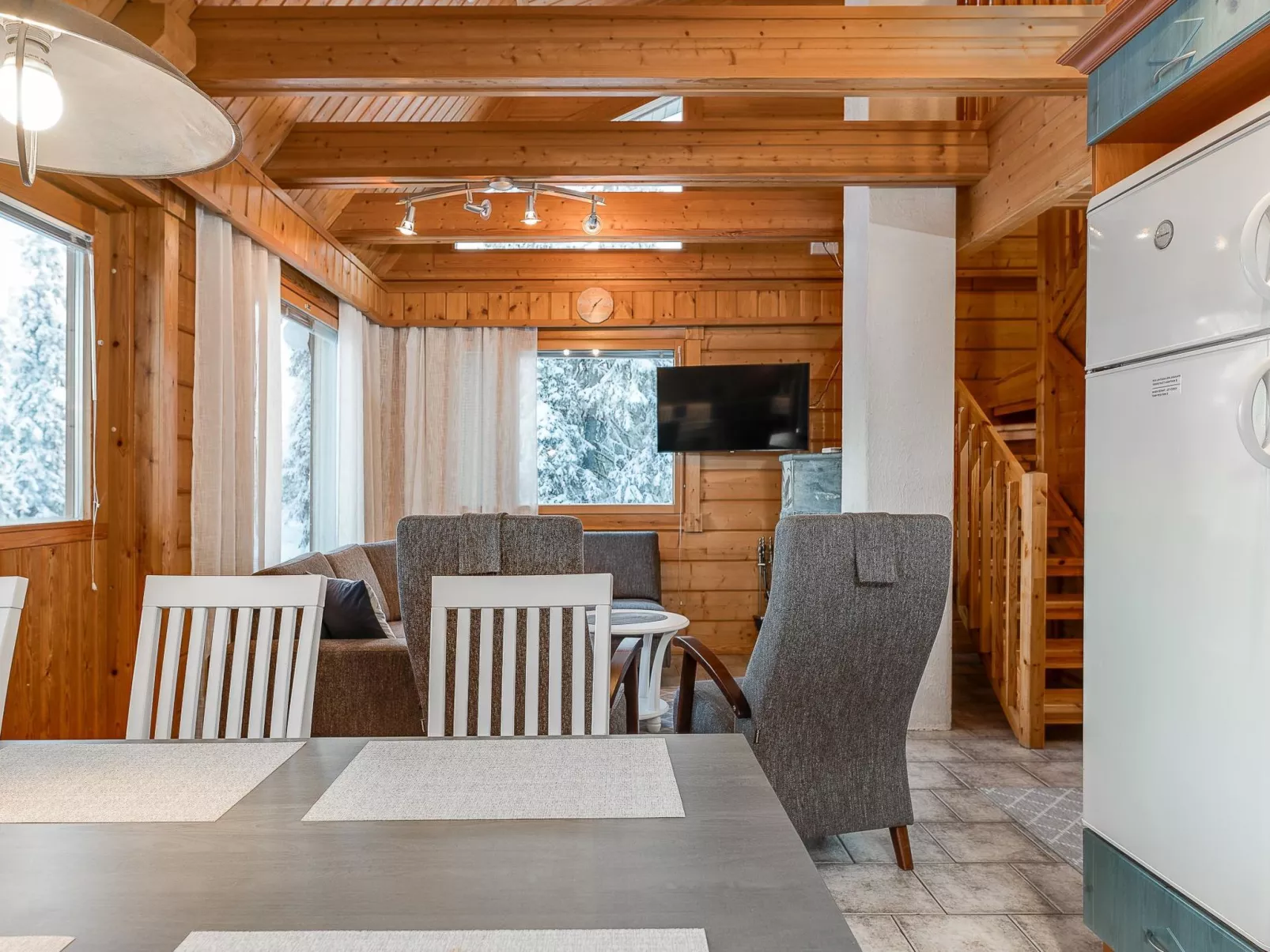 Kinostupa 2a (15-16)-Binnen