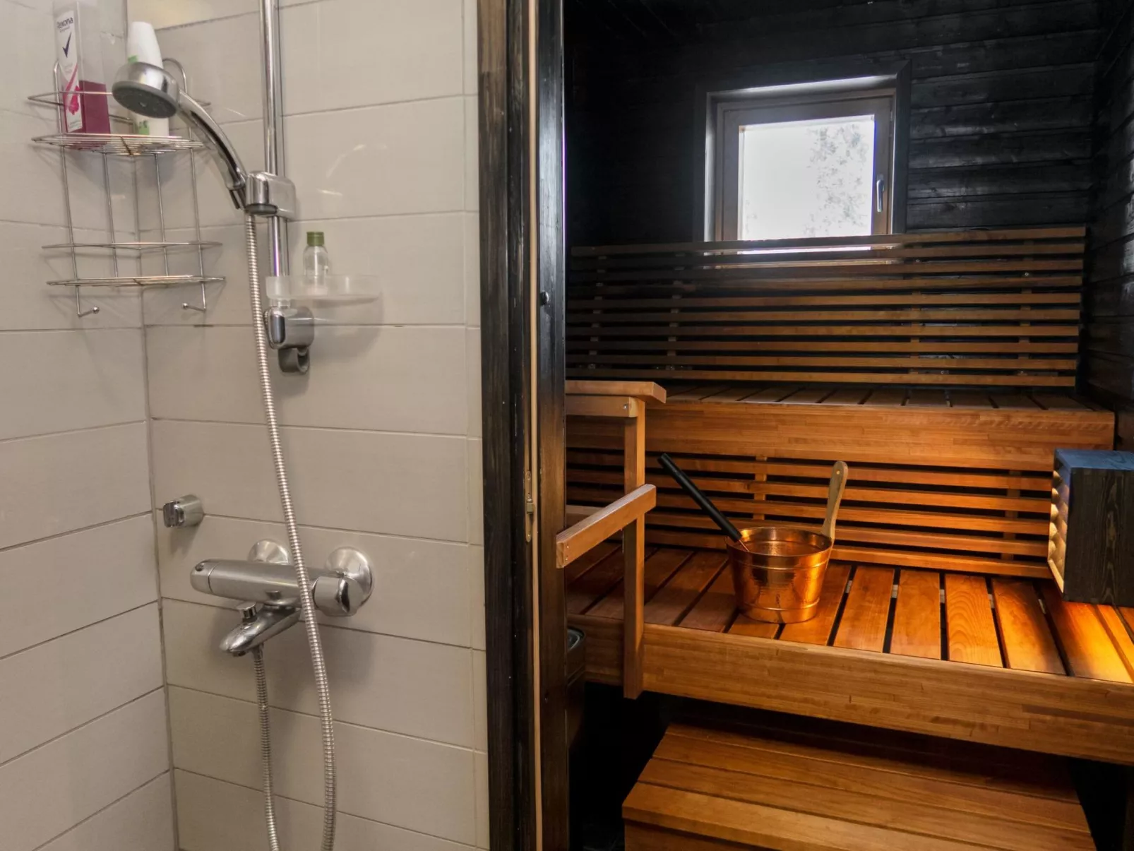 Villa jaloranta a-Binnen