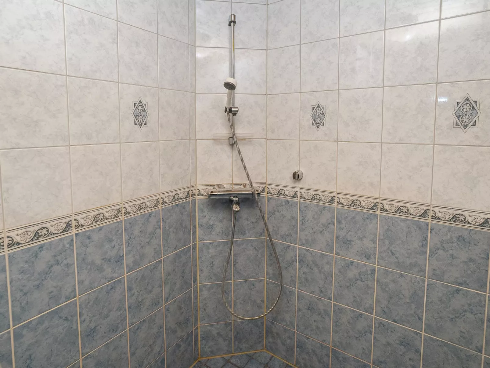 Kinostupa 2a (18)-Binnen