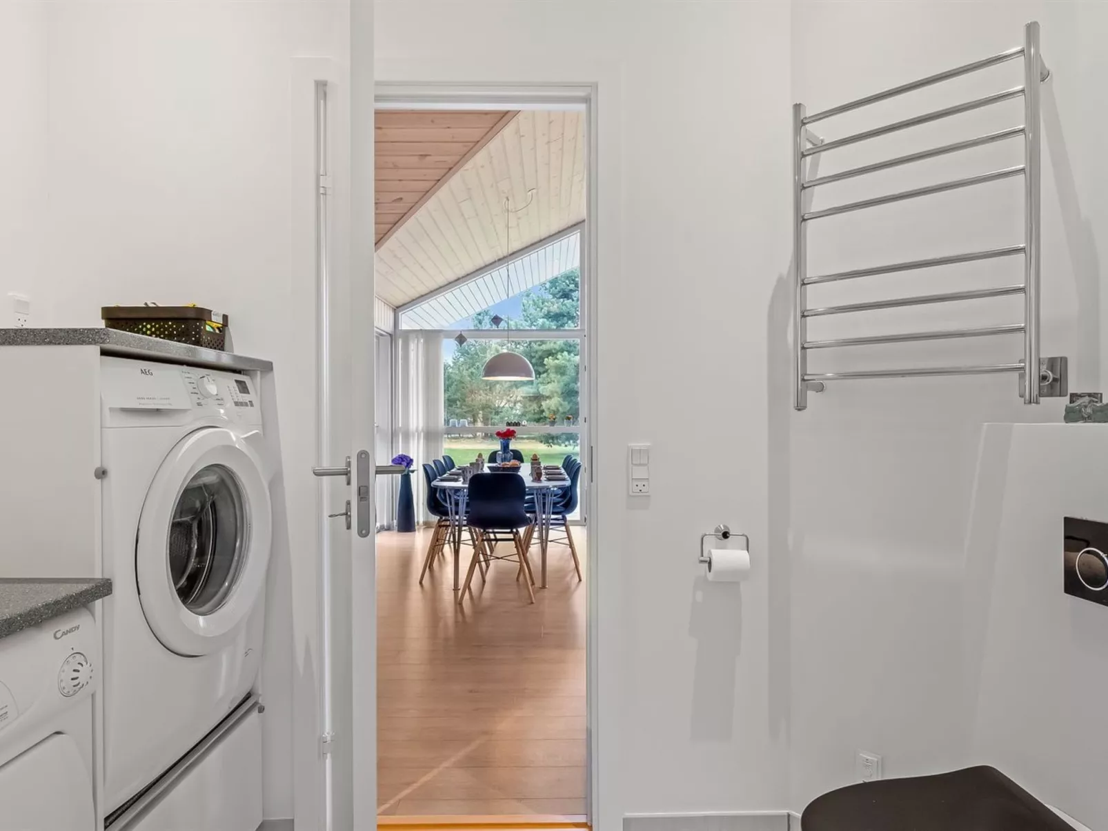 "Teija" - 600m to the fjord-Binnen