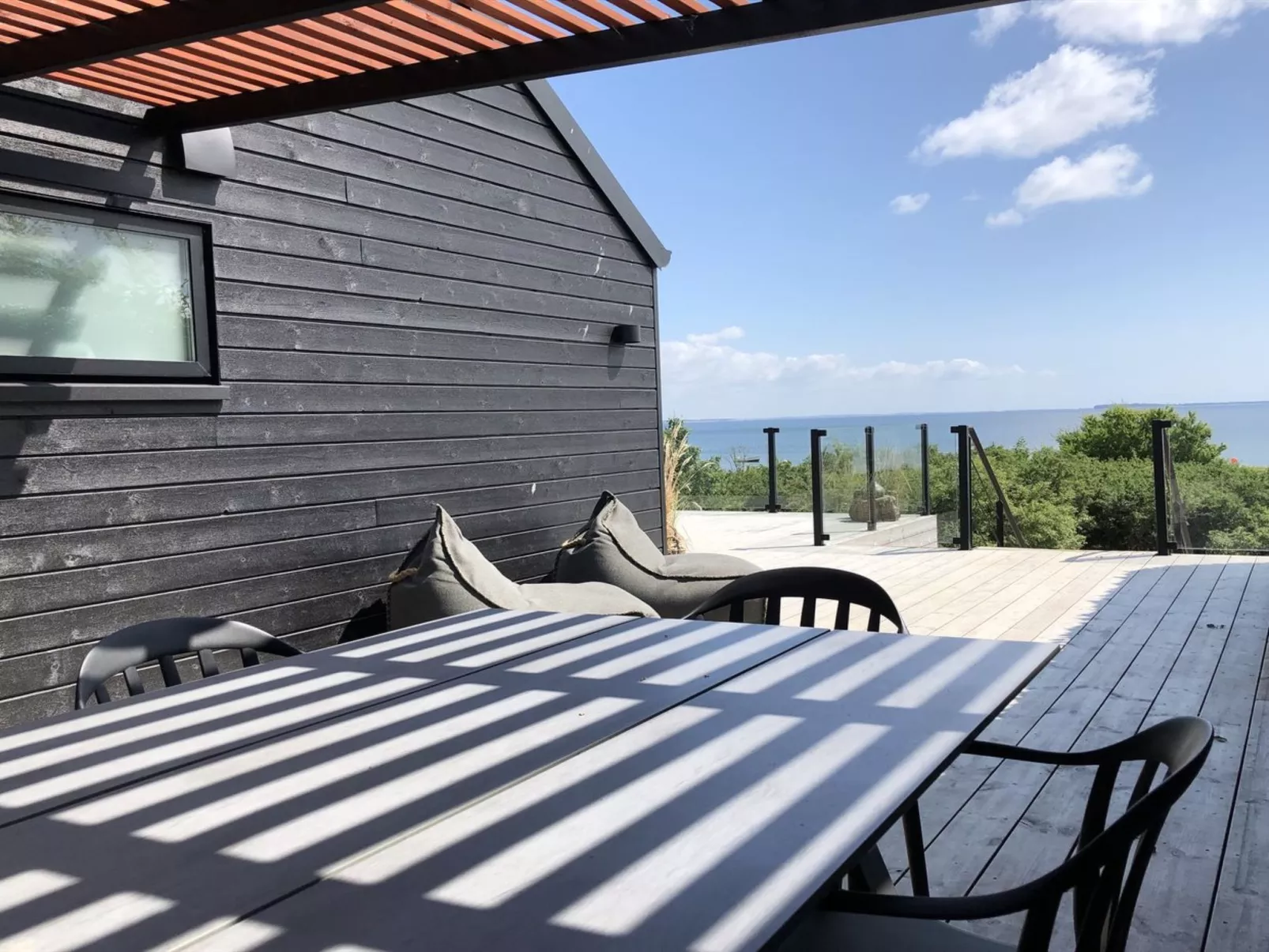 "Valia" - 20m from the sea-Buiten