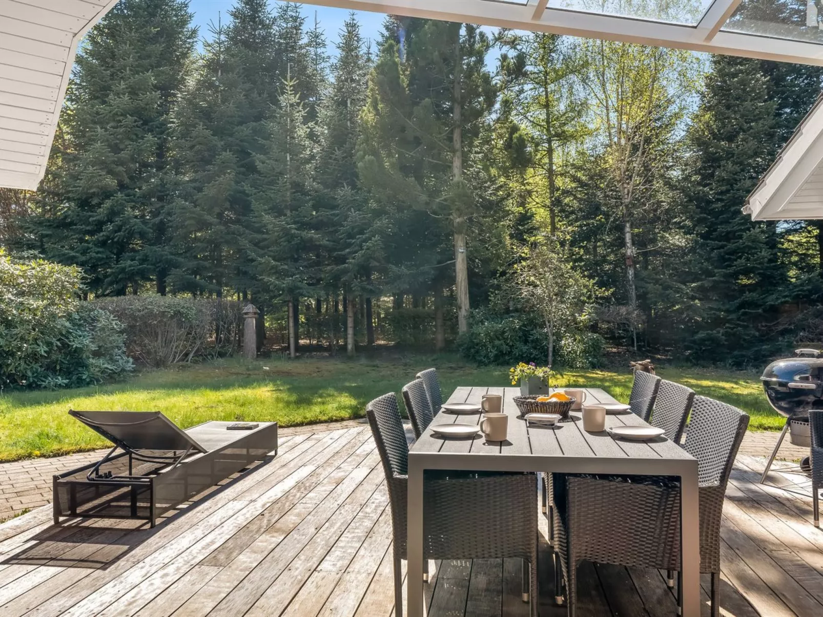 "Atti" - 500m to the fjord-Buiten