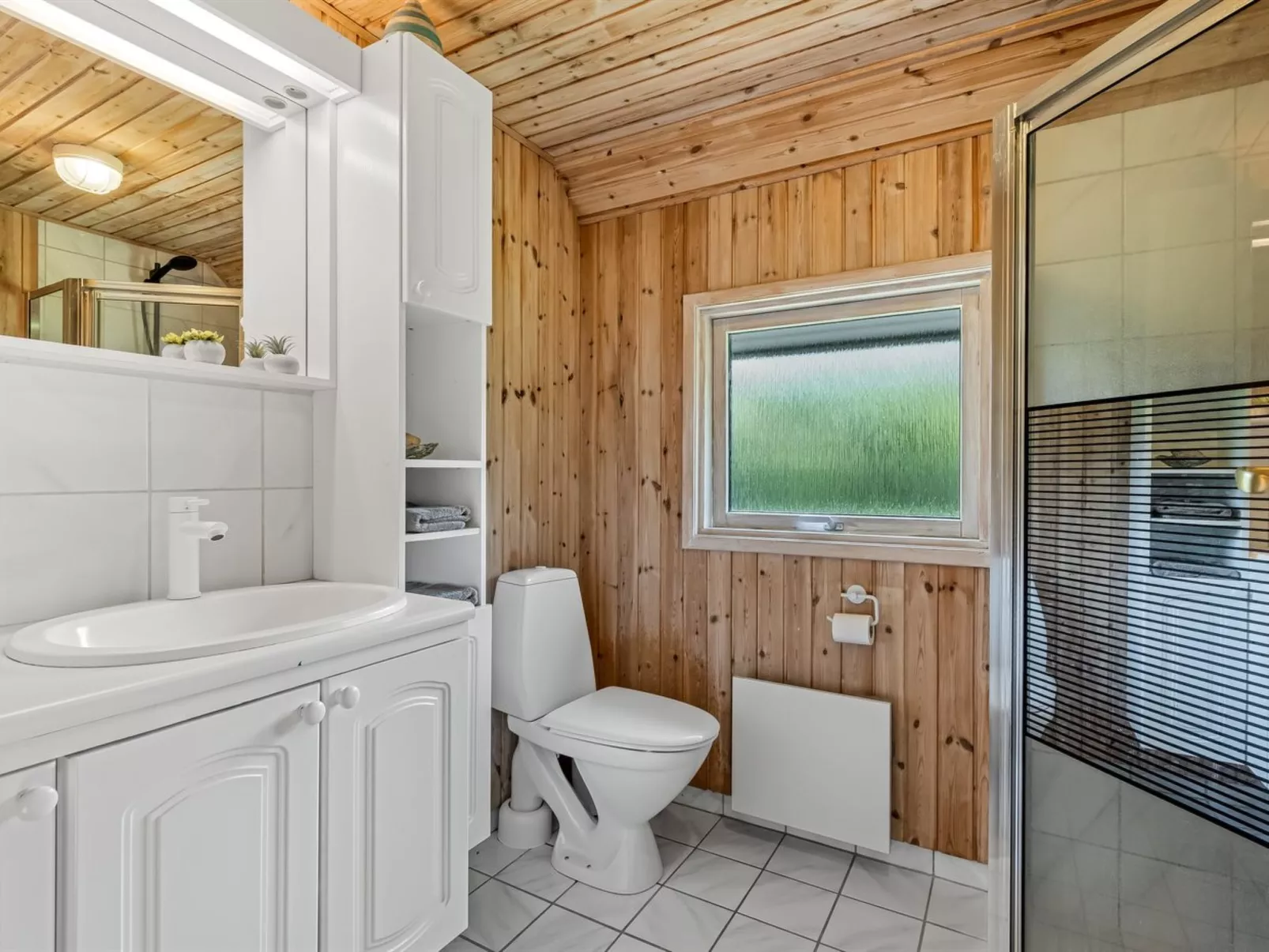 "Ottil" - 1.5km from the sea-Binnen